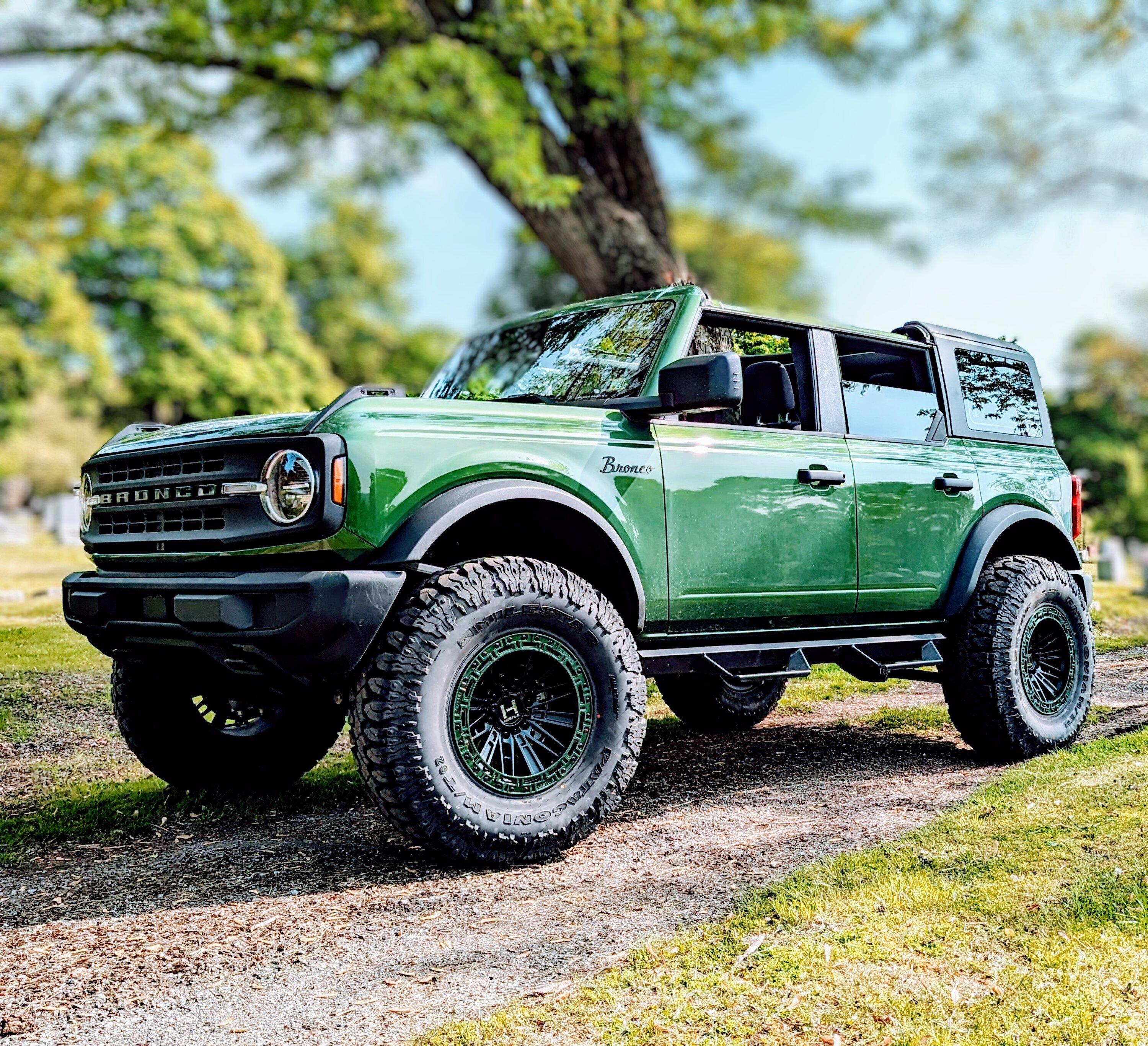 Ford Bronco ERUPTION GREEN Bronco Club PXL_20230510_204931170~3
