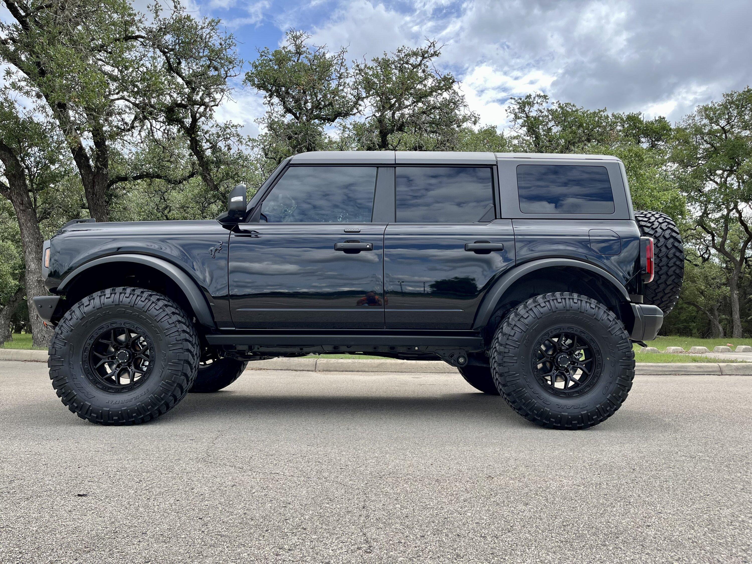 Ford Bronco BUC CRZY Build on 4" Lift +  37's IMG_4314