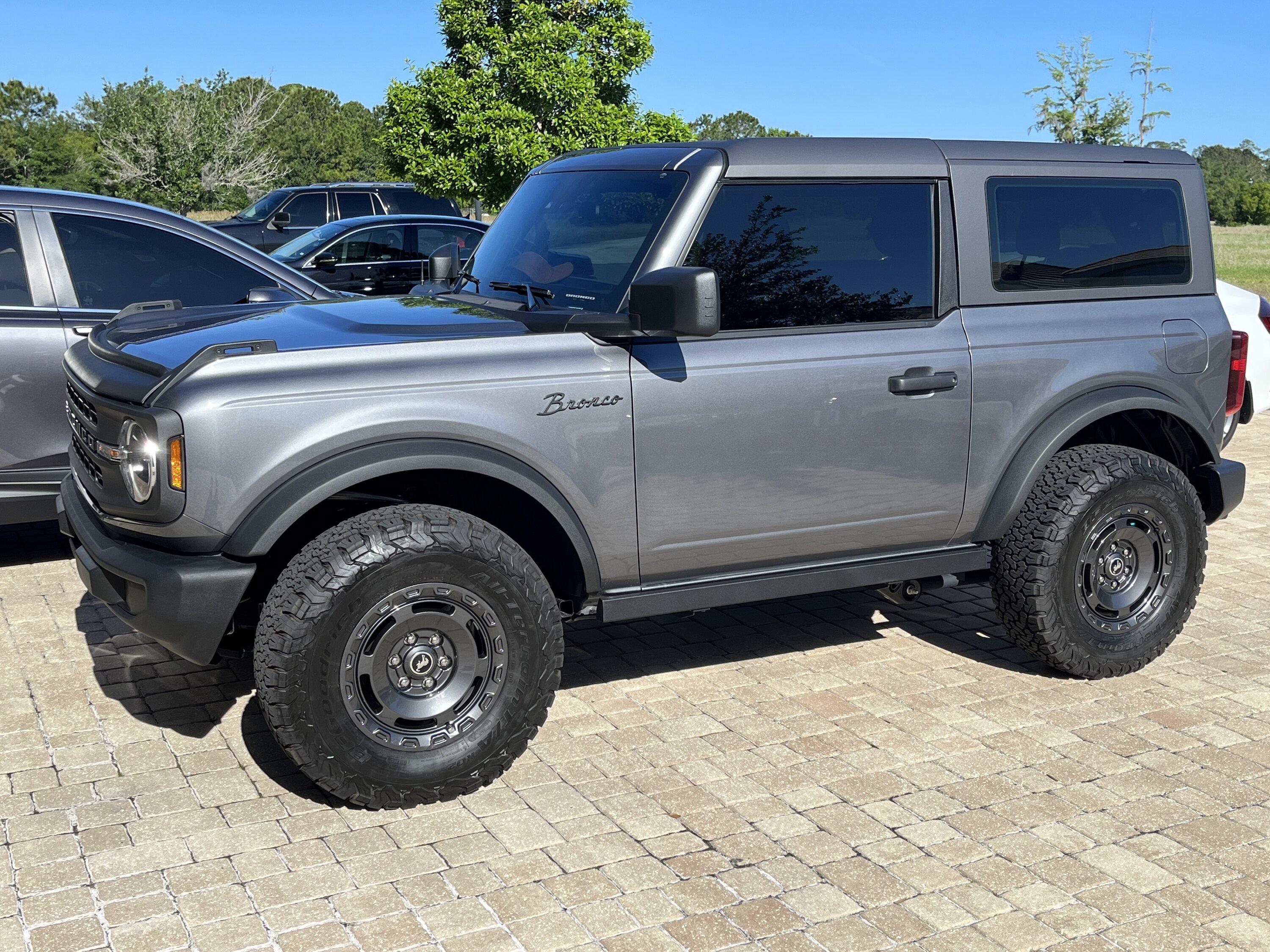 Ford Bronco Tire sizes base bronco build IMG_4853.JPG