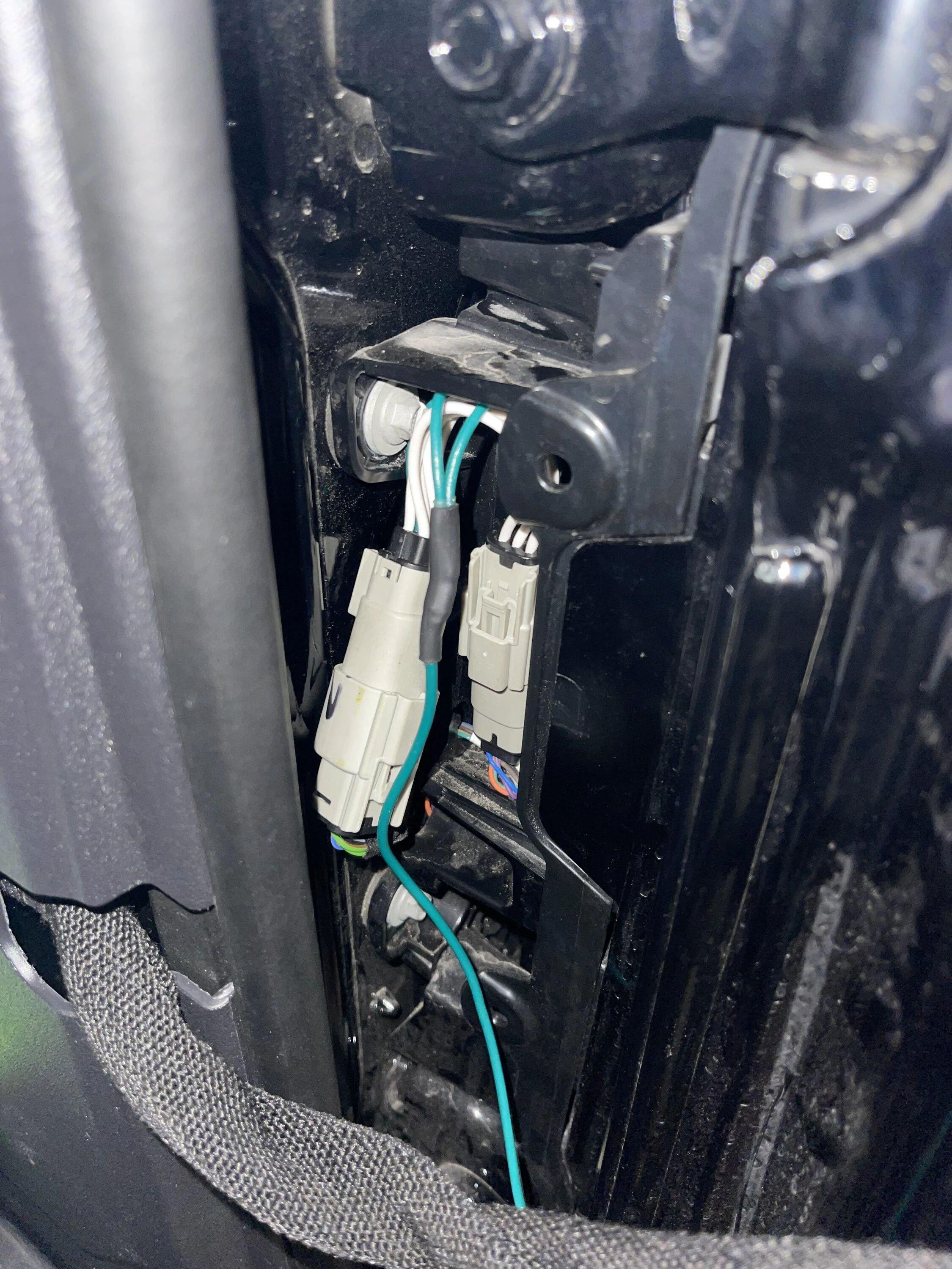 Ford Bronco Curt Trailer Wiring Rapid Blinker Issue IMG_3869