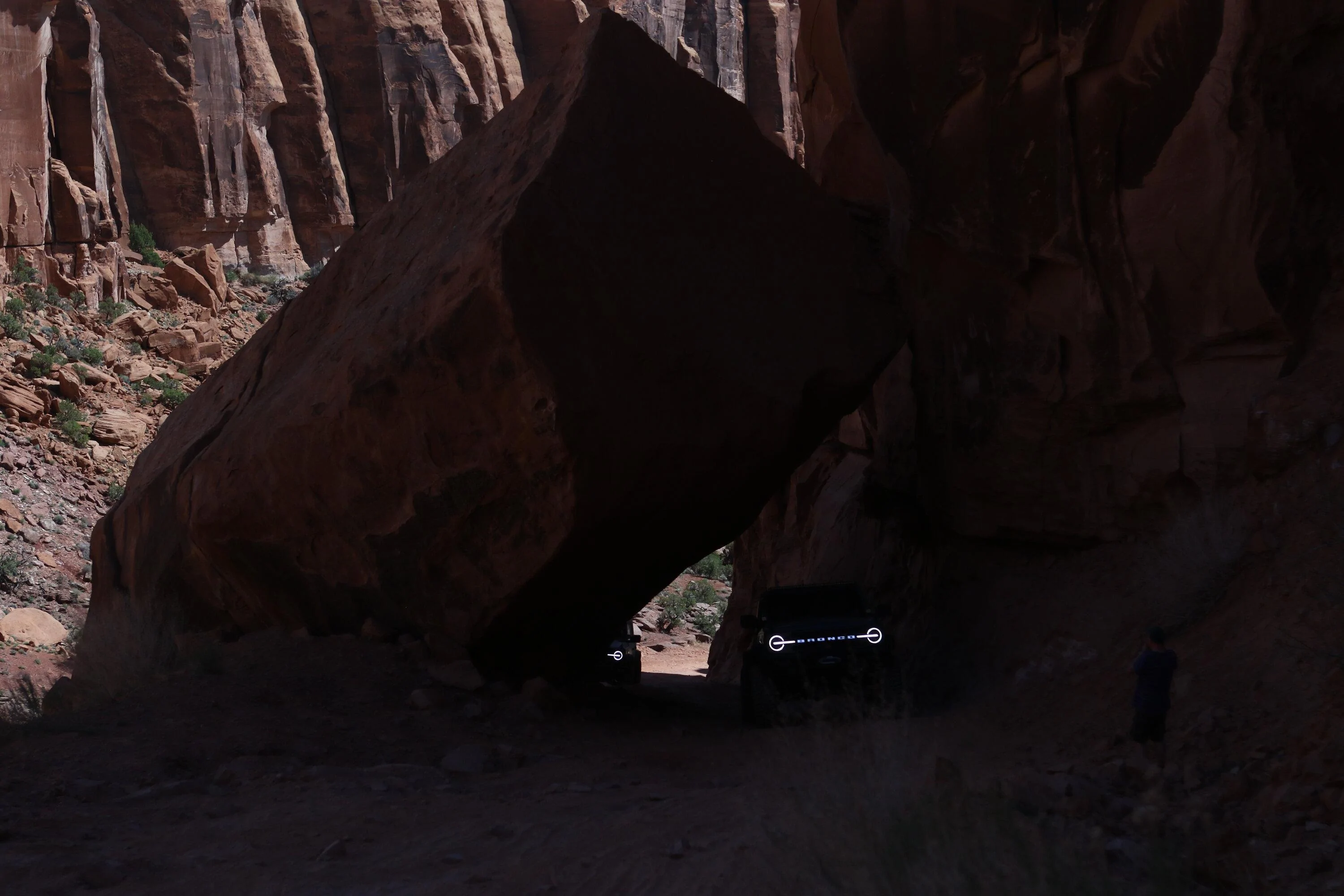 Ford Bronco Moab Safari 5-1-23 Trip: Long Canyon, Dead Horse Point, Shafer Trail Switchbacks Q98A4146