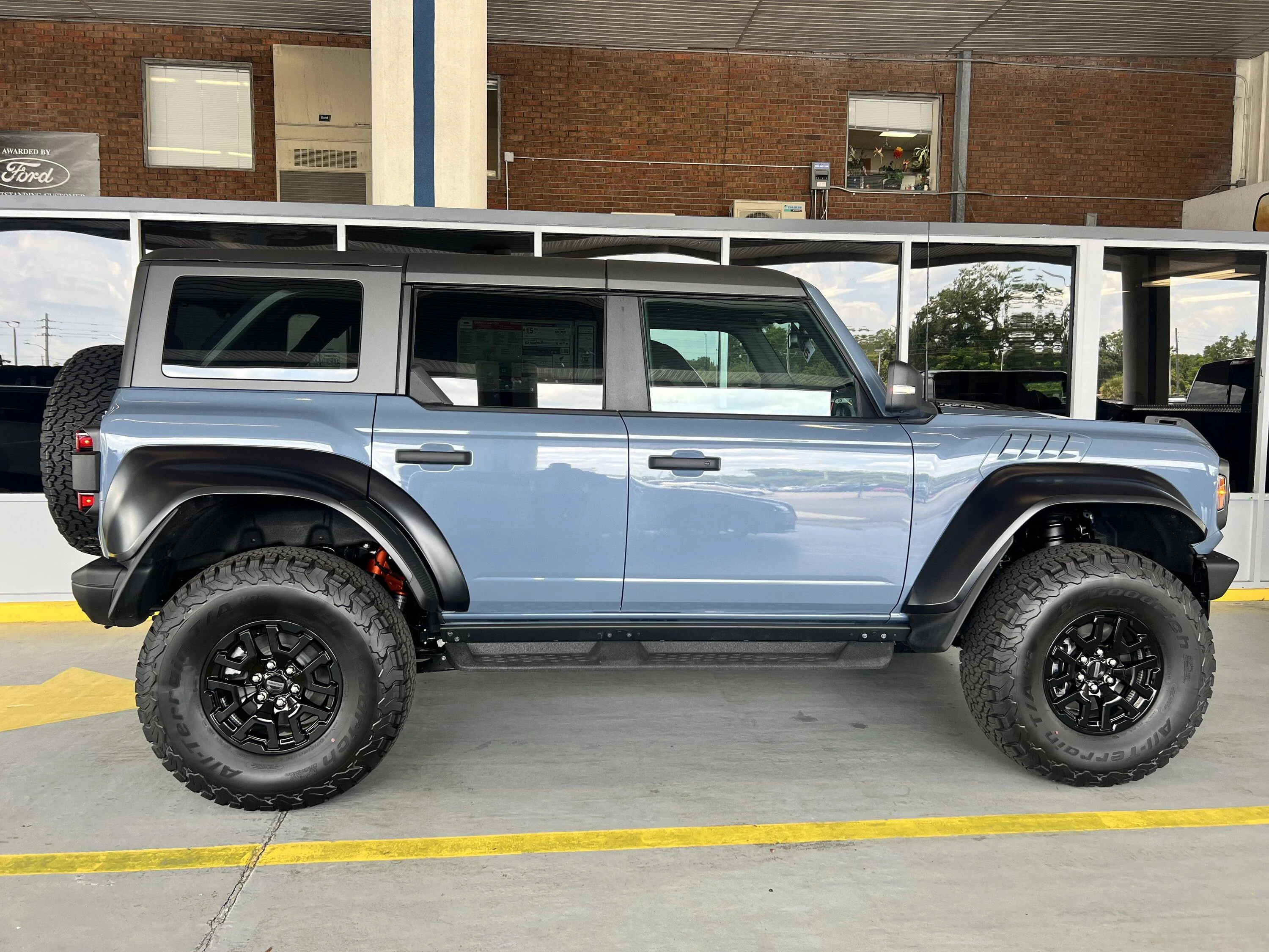 Ford Bronco New to Forum 70551787729--DF6A0A0A-B2D8-4CCC-9D19-F4F1165EF776
