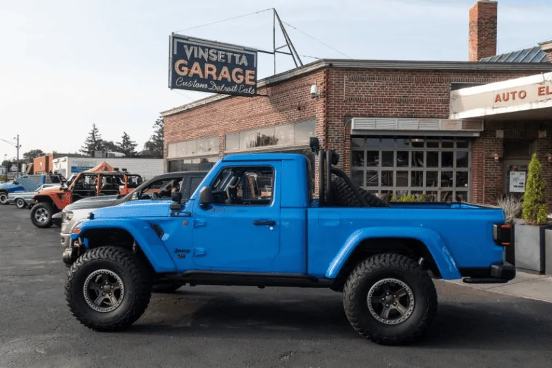 Ford Bronco APPLES (BRONCO) VS ORANGES (WRANGLER) 1603251295829