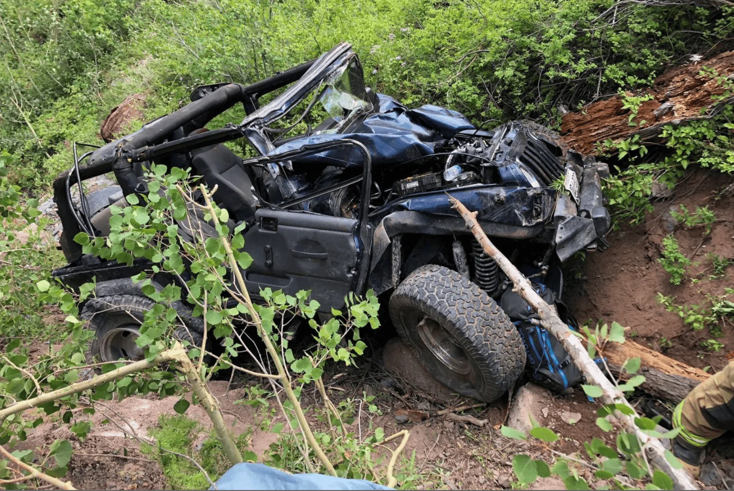 Ford Bronco Black Bear Pass crash Screen Shot 2020-10-22 at 8.26.55 AM