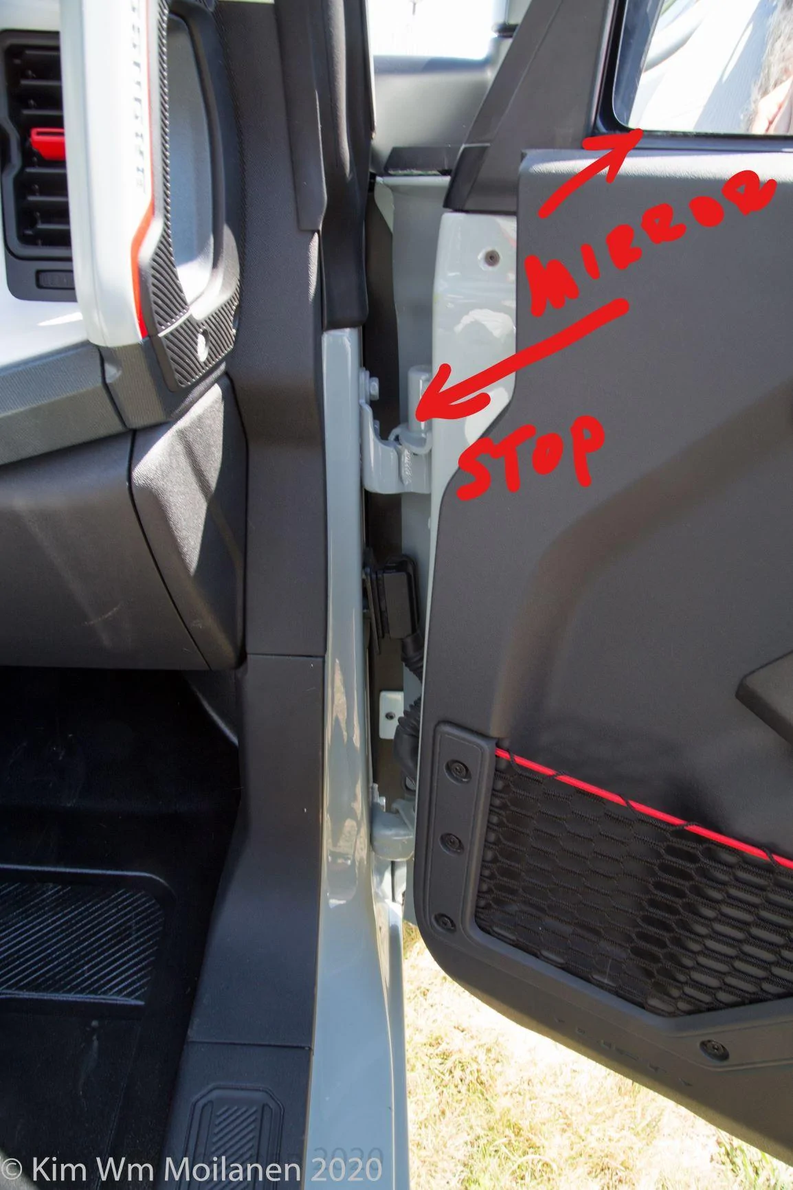 Ford Bronco Window - Mirror interference? SQ7A5788_LIx