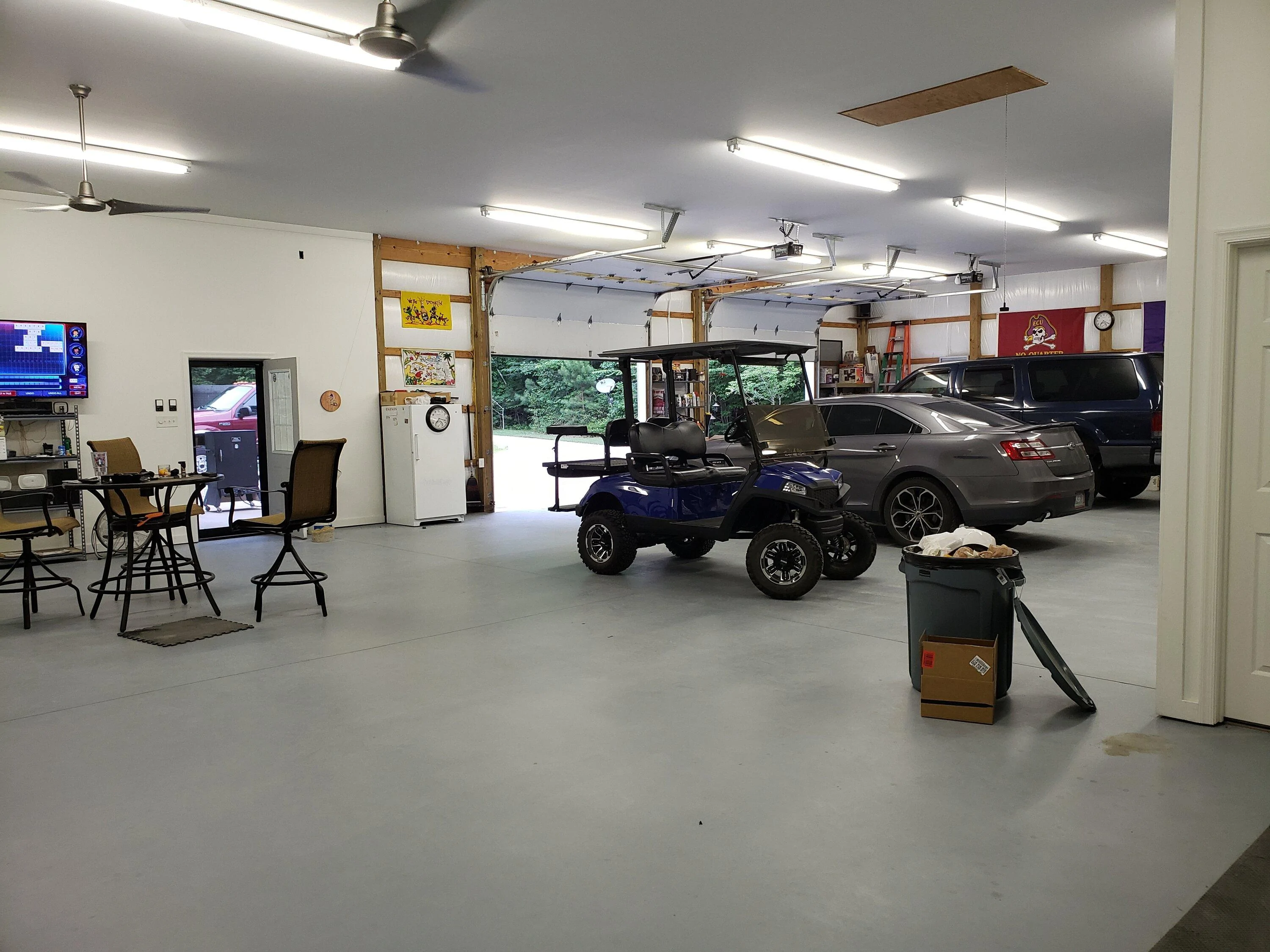 Ford Bronco Got a Kick A$$ Garage?... Post it Here! 🏡 20200705_191951