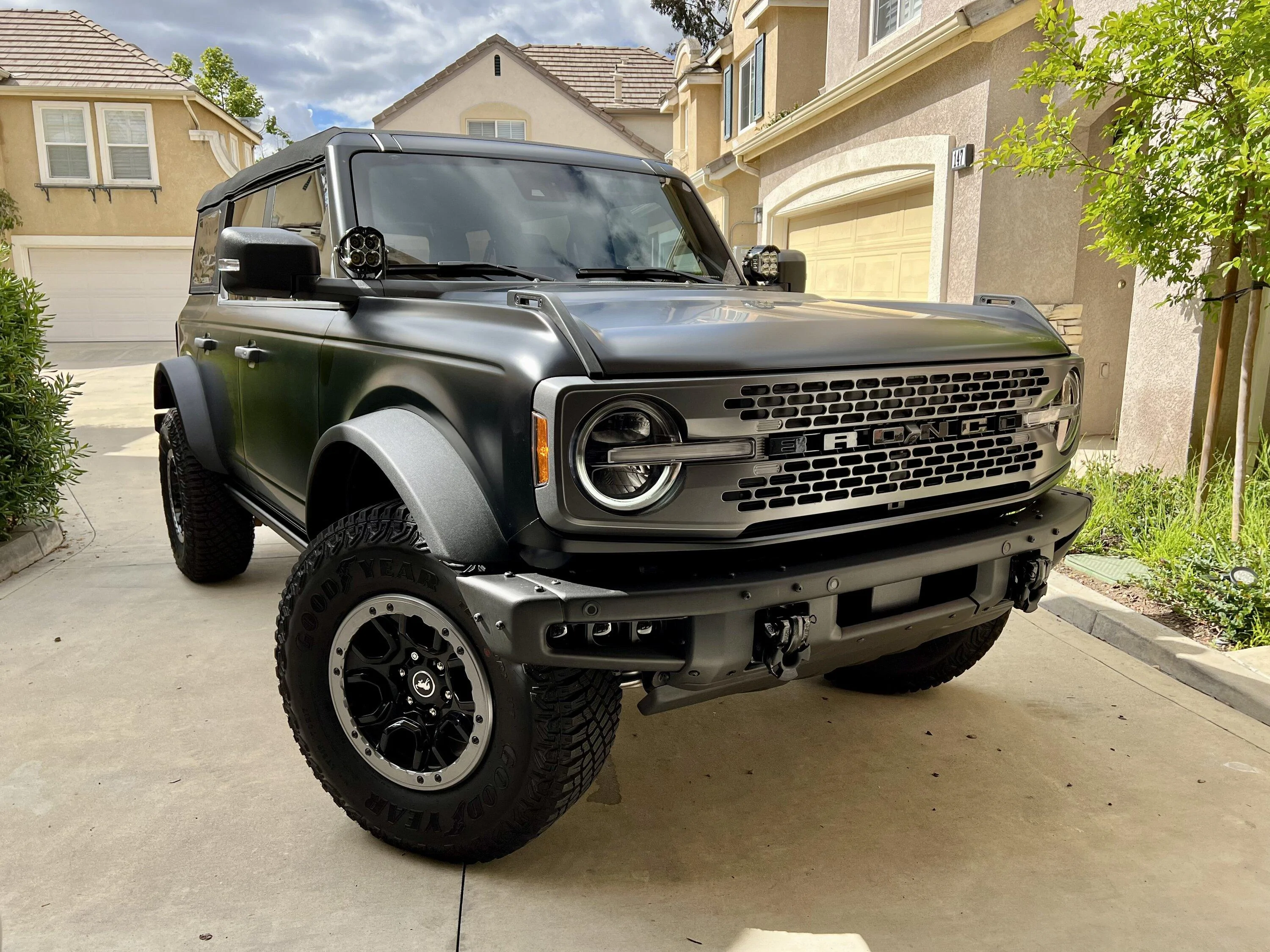 Ford Bronco XPEL Stealth PPF Wrap Completed on Bronco Raptor in Oxford White IMG_1396