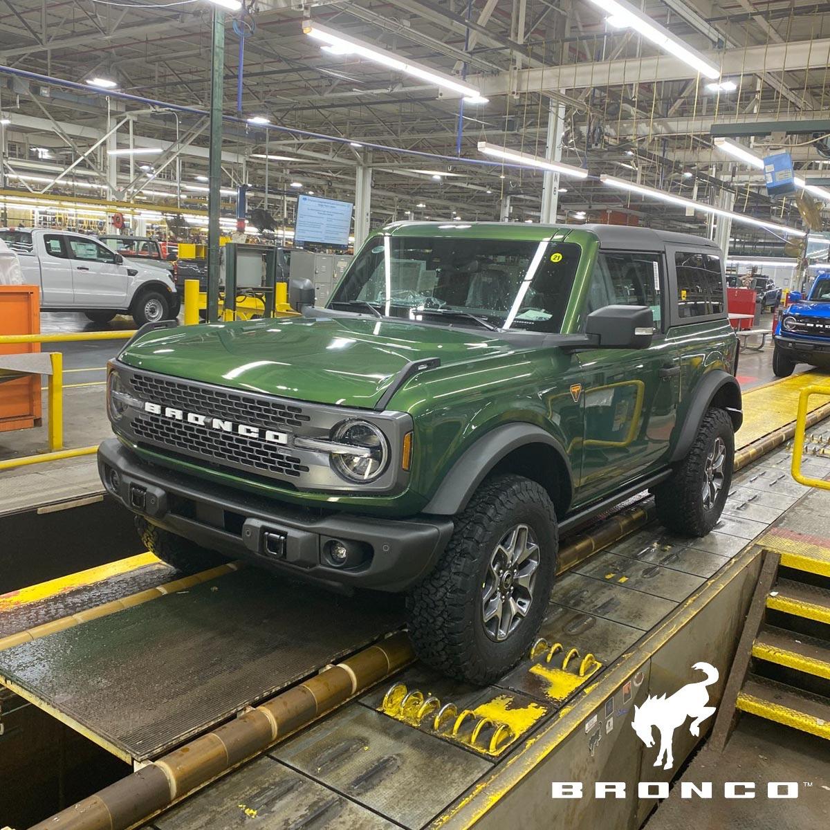Ford Bronco 04/17/2023 Build Week 14630FCE-2080-4742-821F-35D31B0433DF