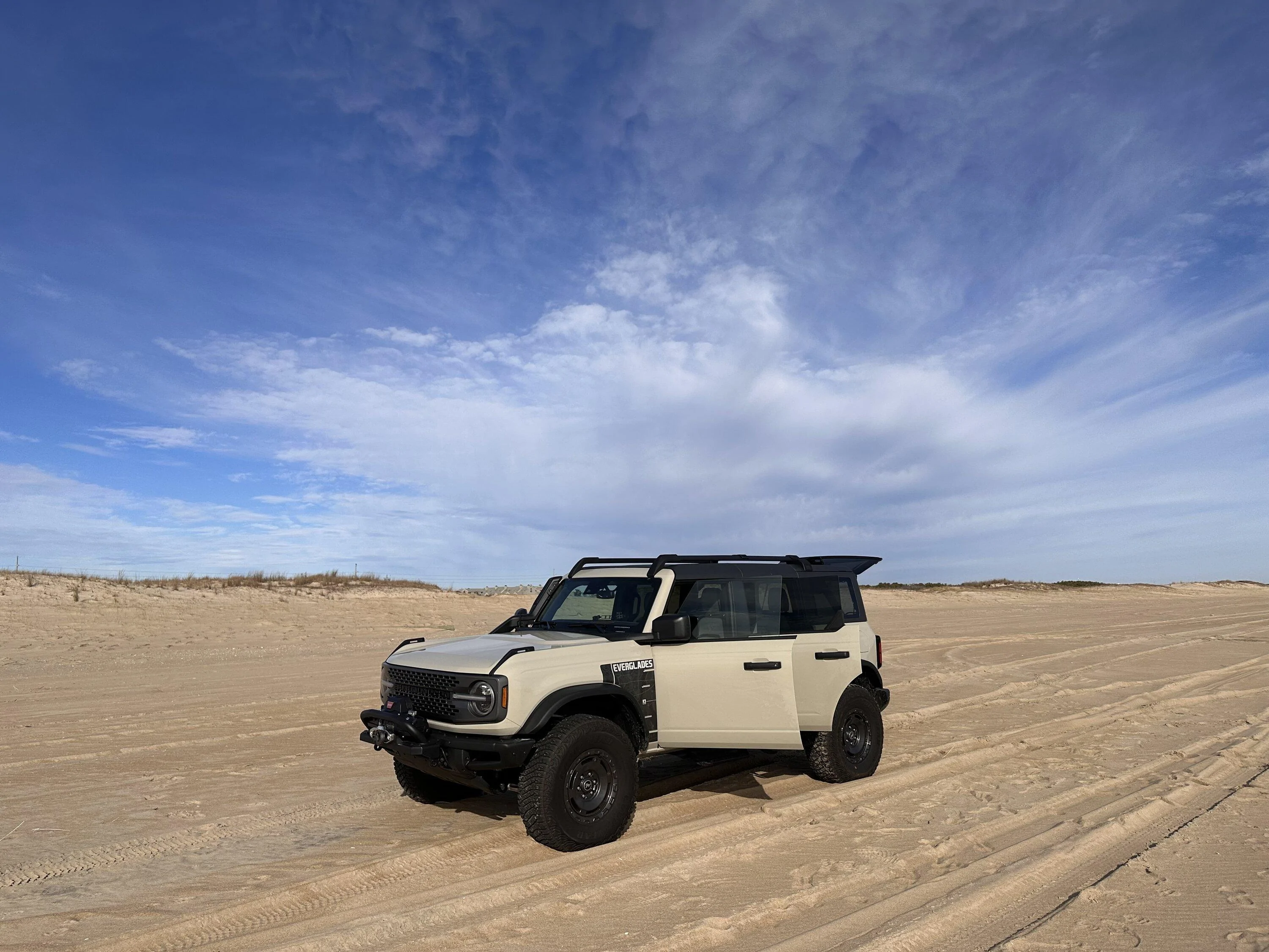 Ford Bronco Beach Builds / Surf Fishing Builds ready for the summer? Post yours! IMG_8517