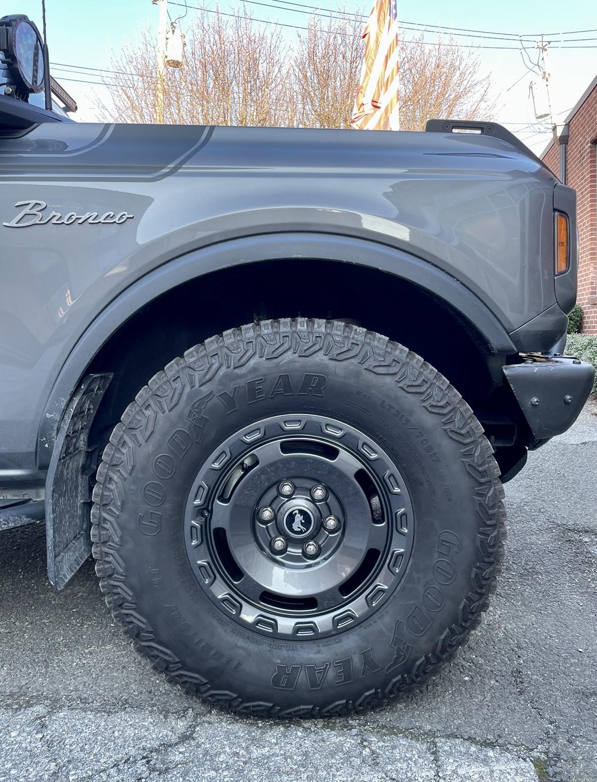 Ford Bronco WTB: Everglades Wheels IMG_3220