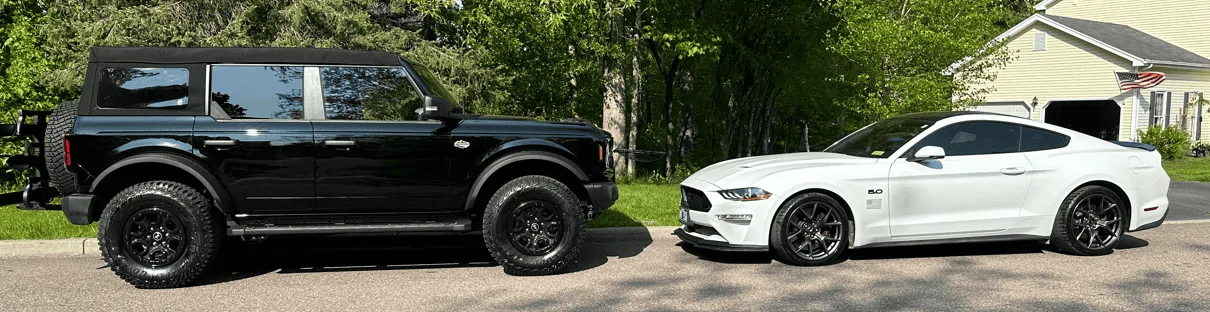 Ford Bronco She's finally arrived! Scarlett and Lexi
