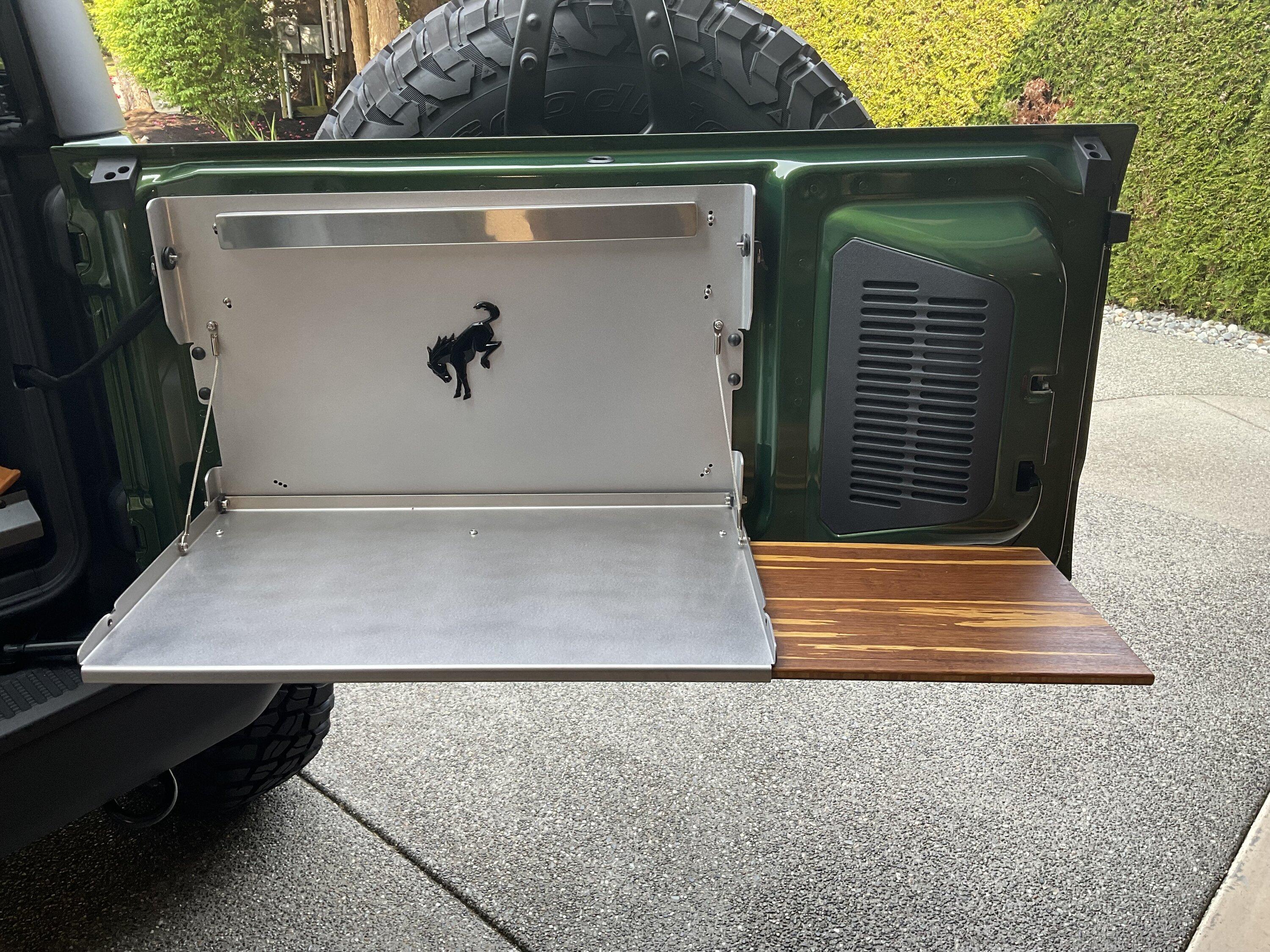 Ford Bronco What's the best tailgate table? IMG_3317