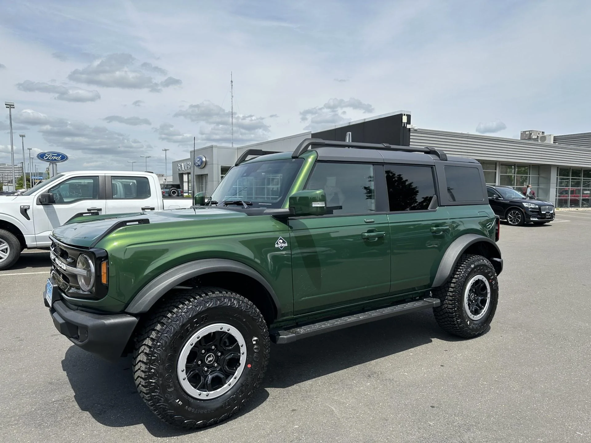 Ford Bronco Bronco Build Week 4/10/2023 Bronco OB SAS LUX 2023
