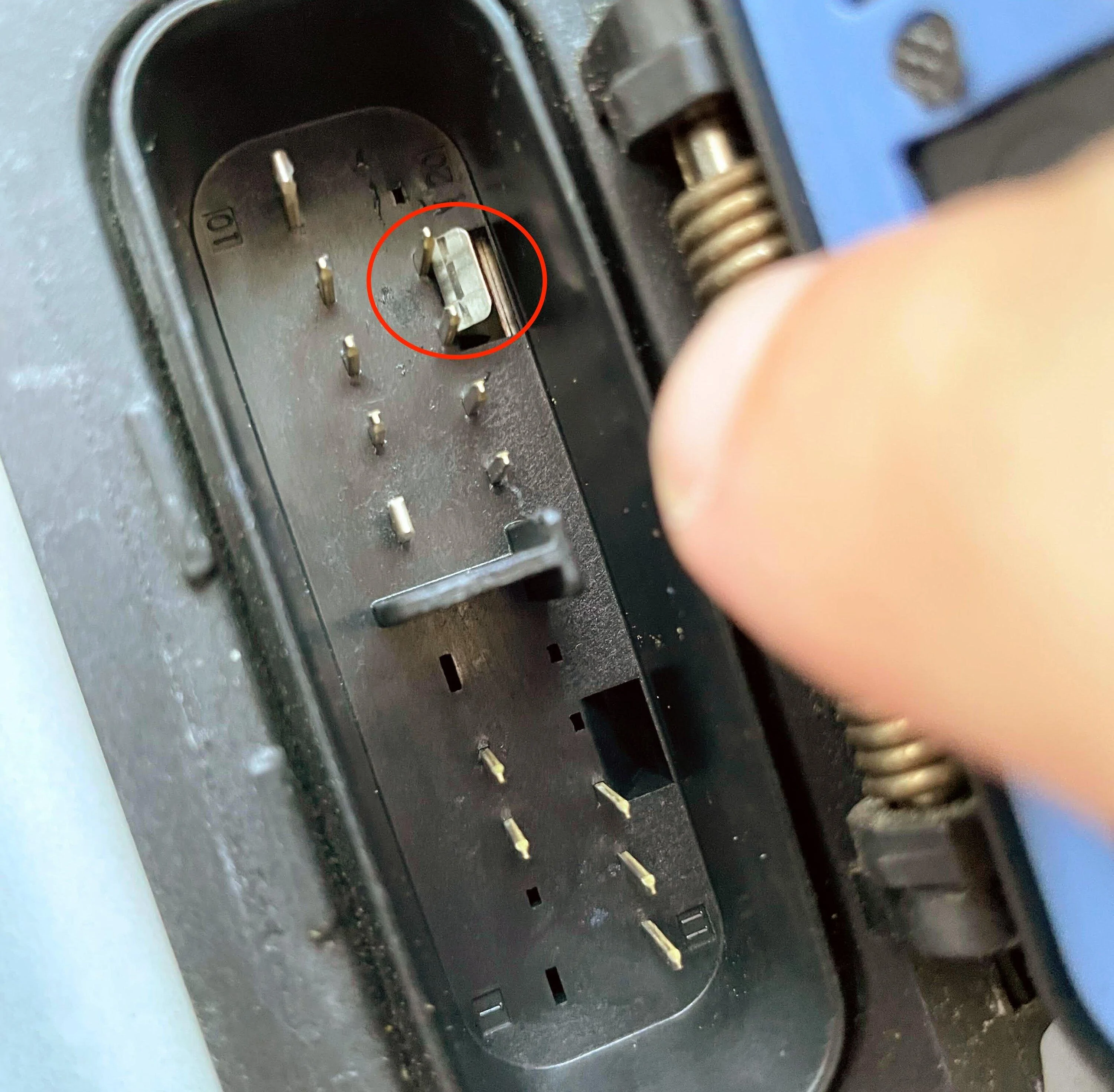 doorConnector4.jpg
