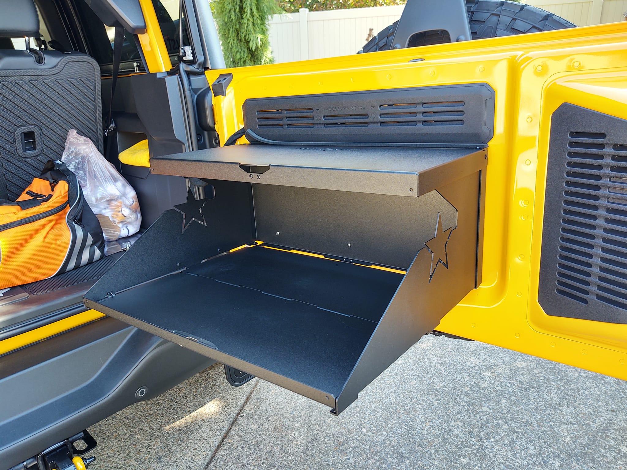 Ford Bronco What's the best tailgate table? TailgateTable