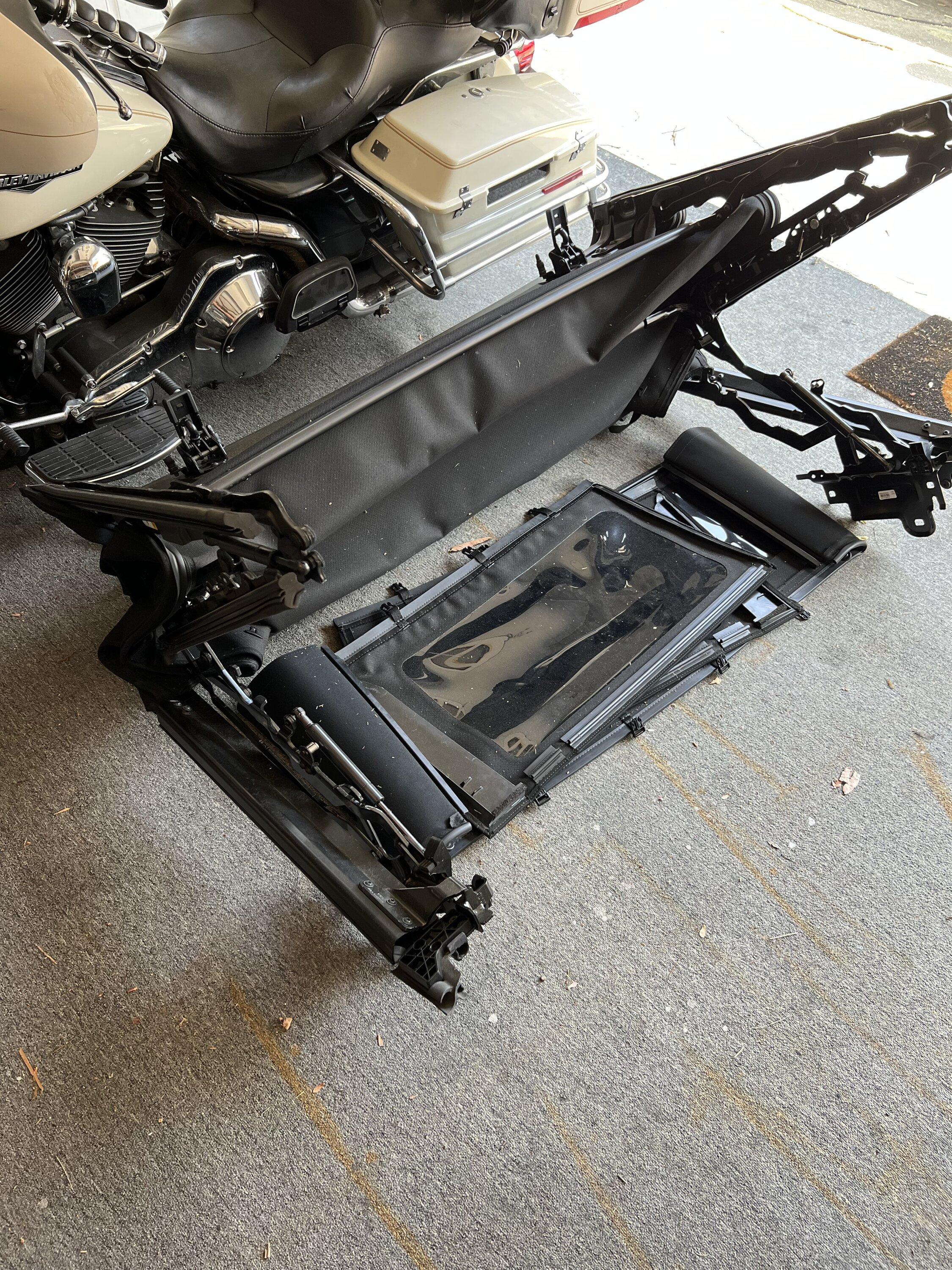 Ford Bronco OEM Soft top IMG_2886