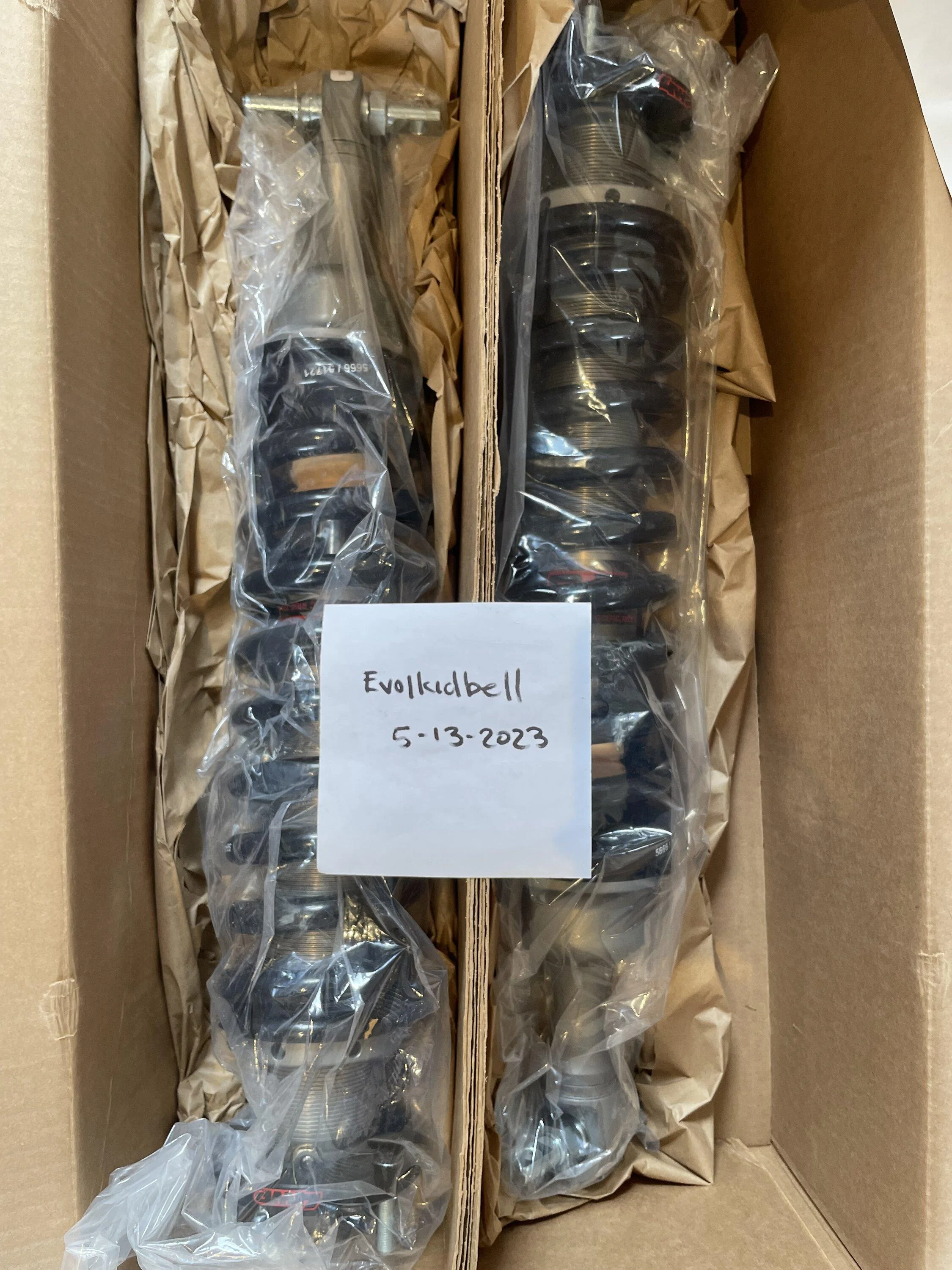 Ford Bronco BNIB 4WP Coilovers IMG_6327