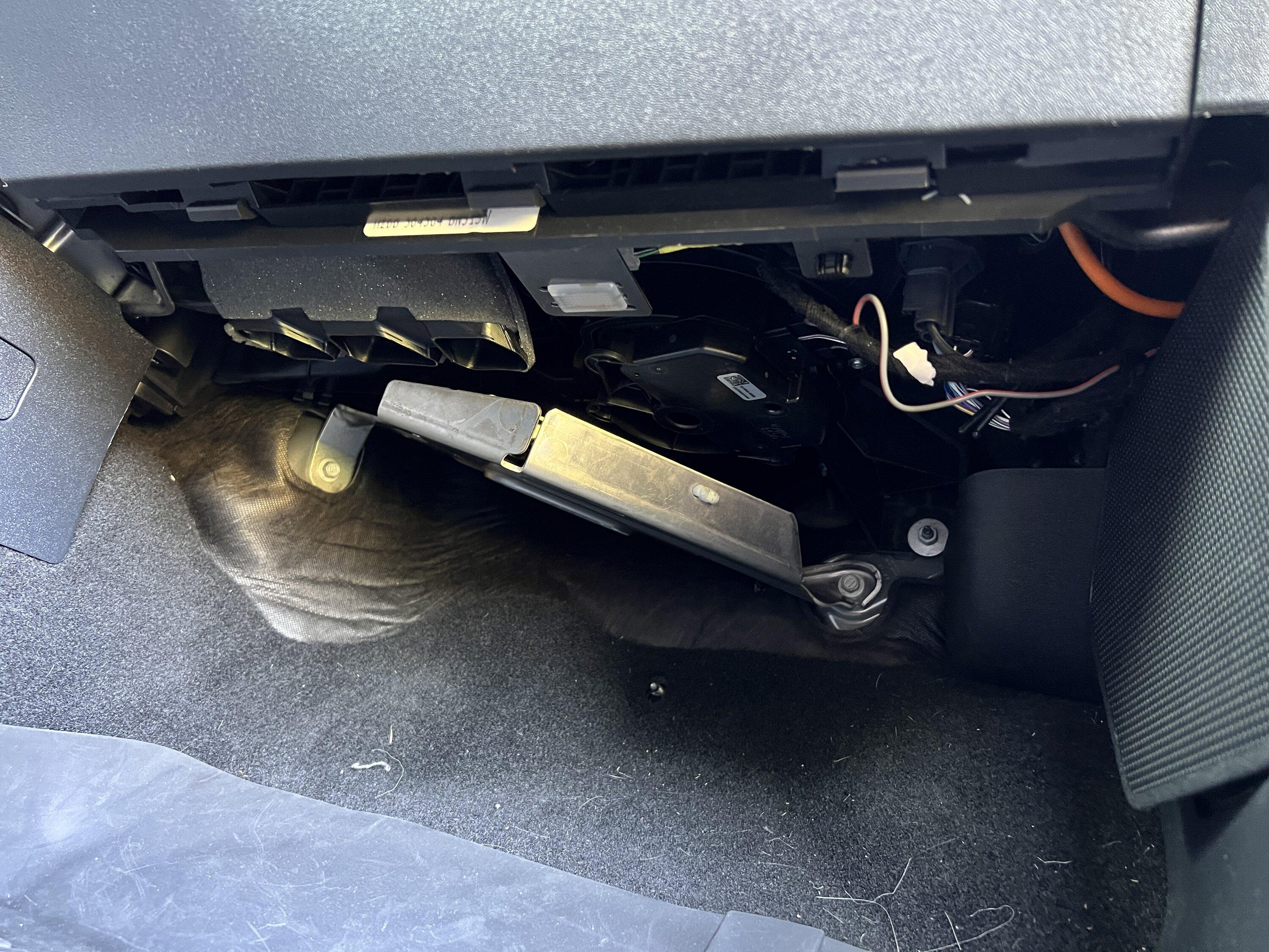 Ford Bronco Am I missing a panel? FAFA4F74-76D8-4EE8-979E-5BD6015889DA