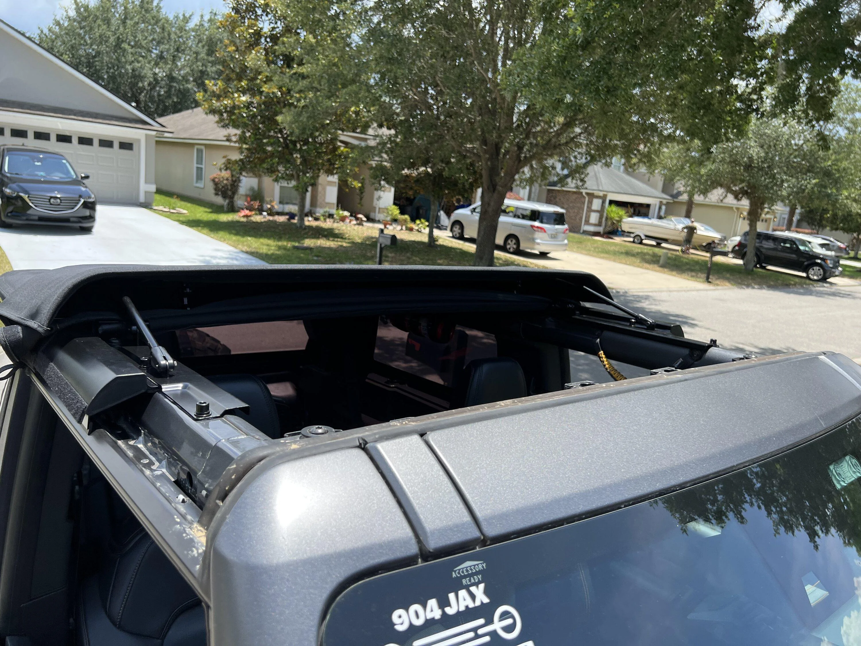 Ford Bronco Rampage TrailView Fastback Soft Top for 2 door Bronco -- installed first impressions & photos IMG_3027