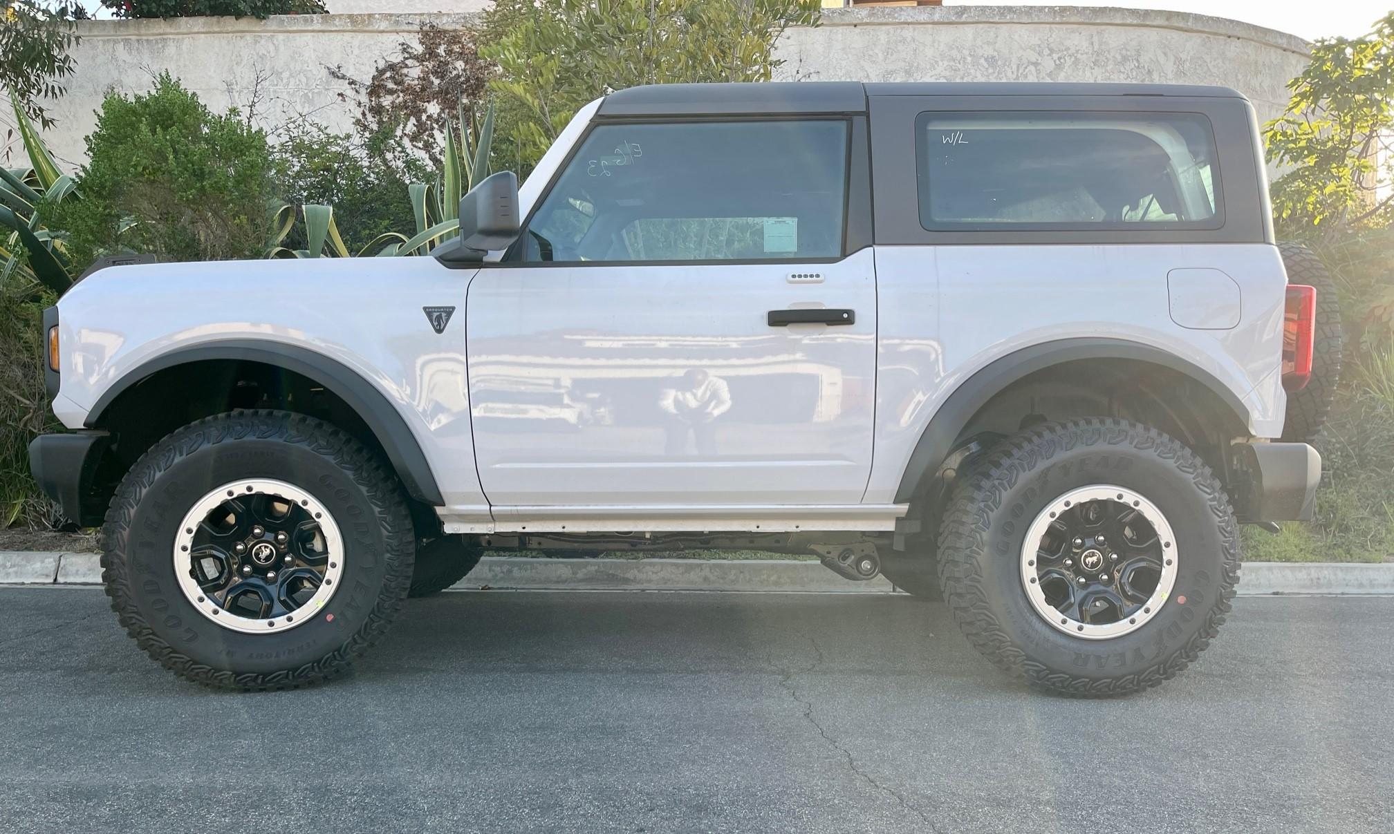 Ford Bronco Bronco Team 2 door. b4