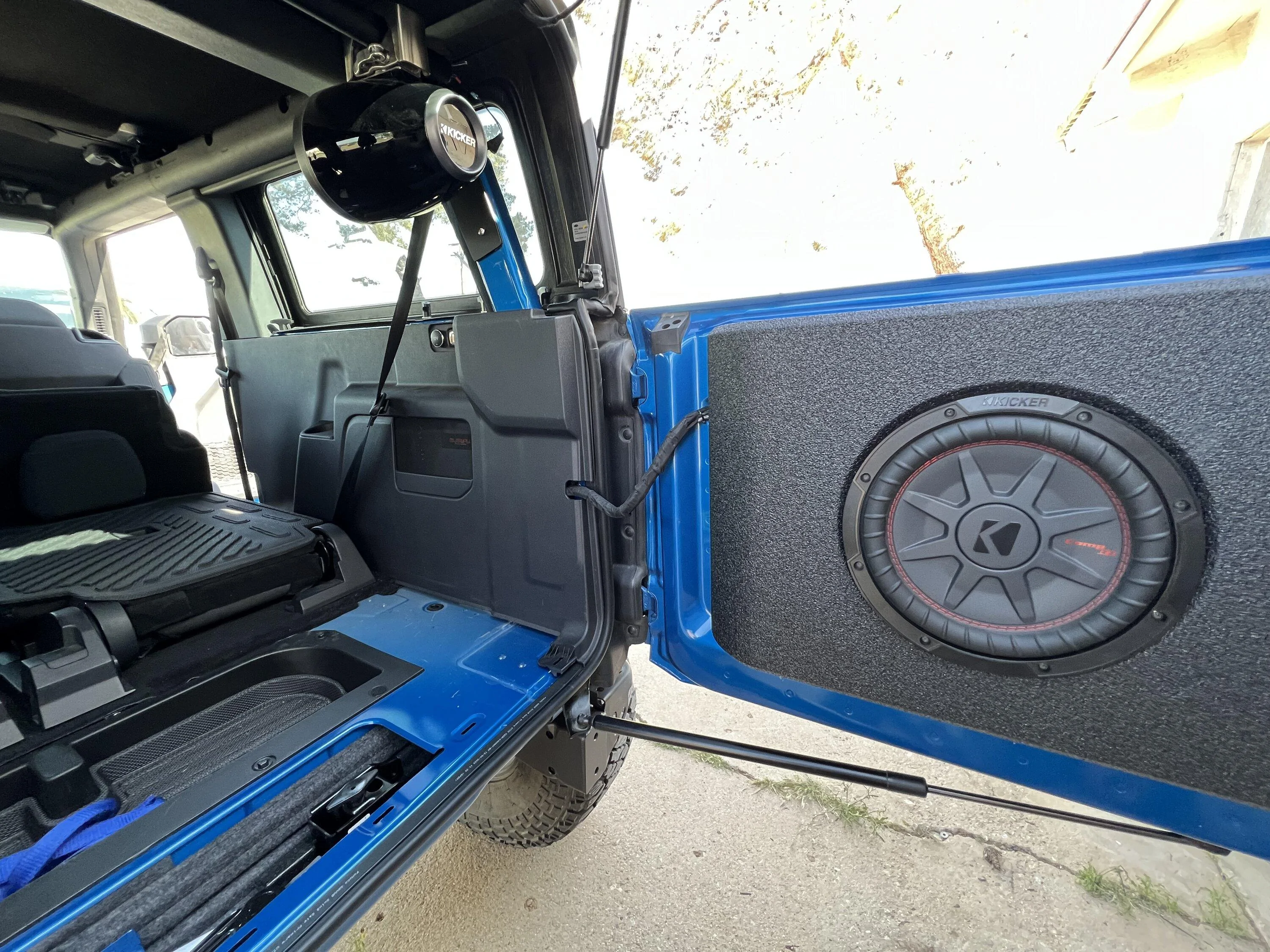 Ford Bronco MUSWAY 4 & 6 CHANNEL DSP AMPLIFIERS IMG_8237