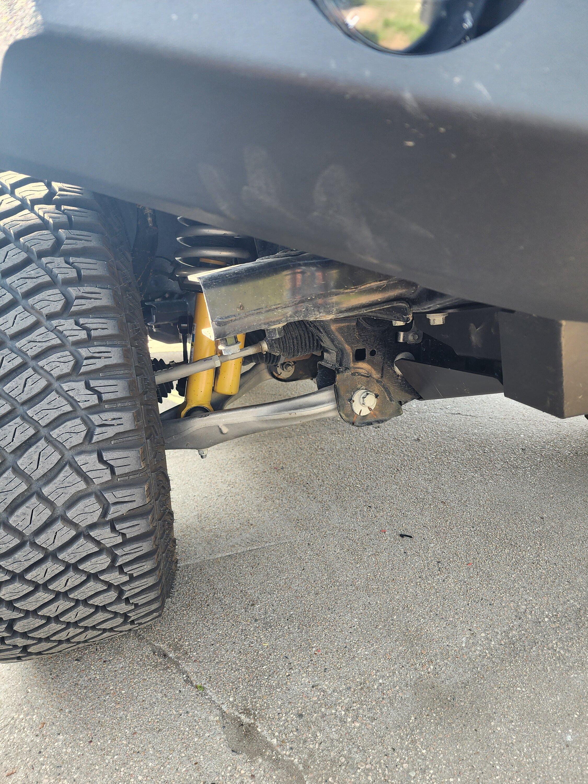 Ford Bronco Front collision piece, what to do with it? 20230522_172528