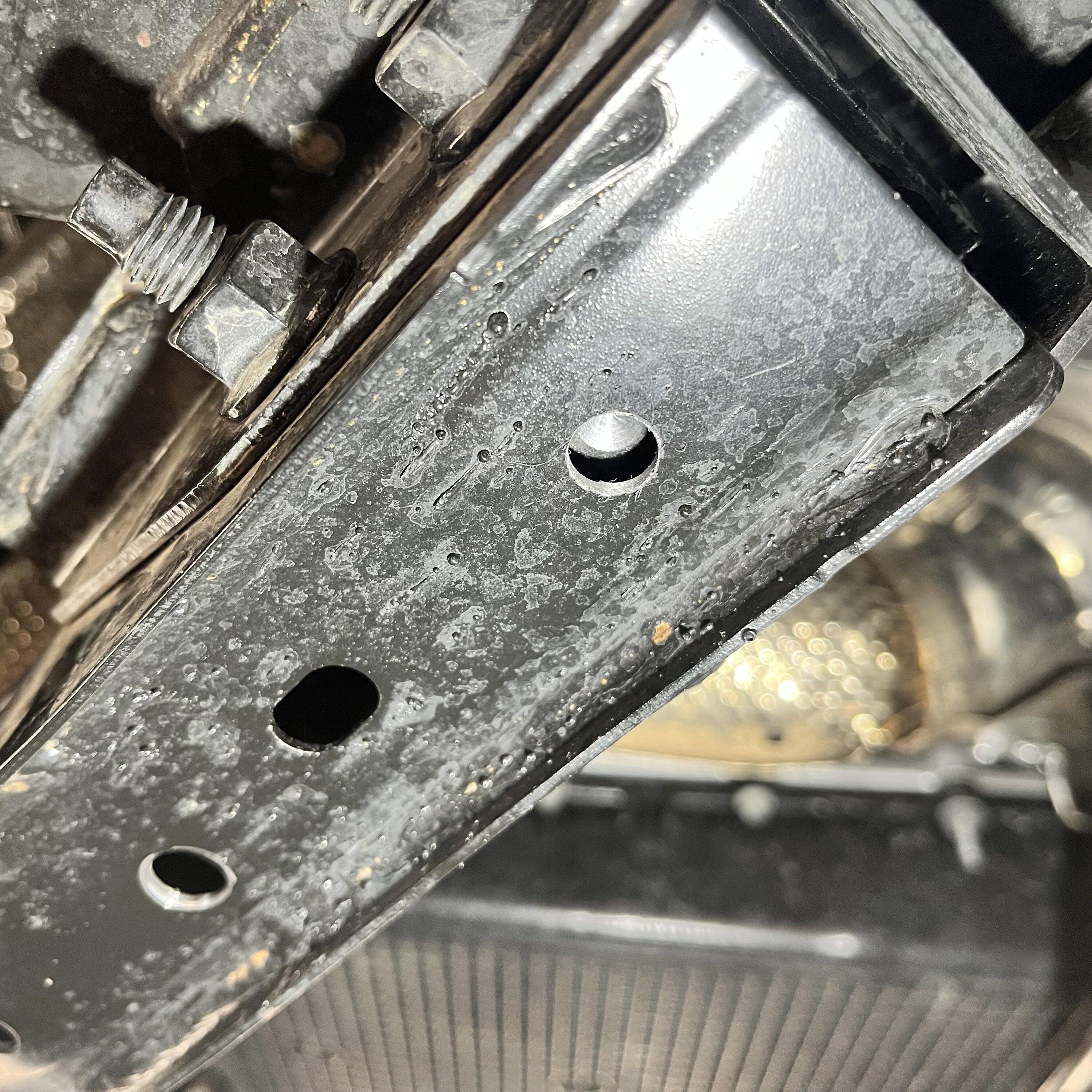 Ford Bronco Transmission crossmember braces - improve or remove? IMG_0457