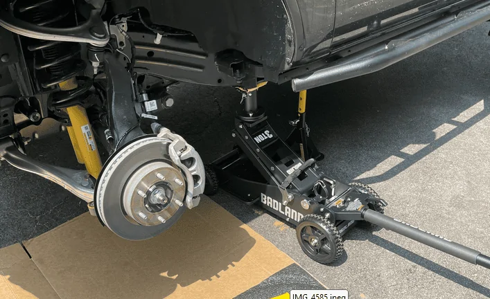 Ford Bronco Installed Method MR305 wheels / BFG KM3 37x12.5 -17 / Broncbuster Bushing + Tie Rod Sleeves 1684874004975