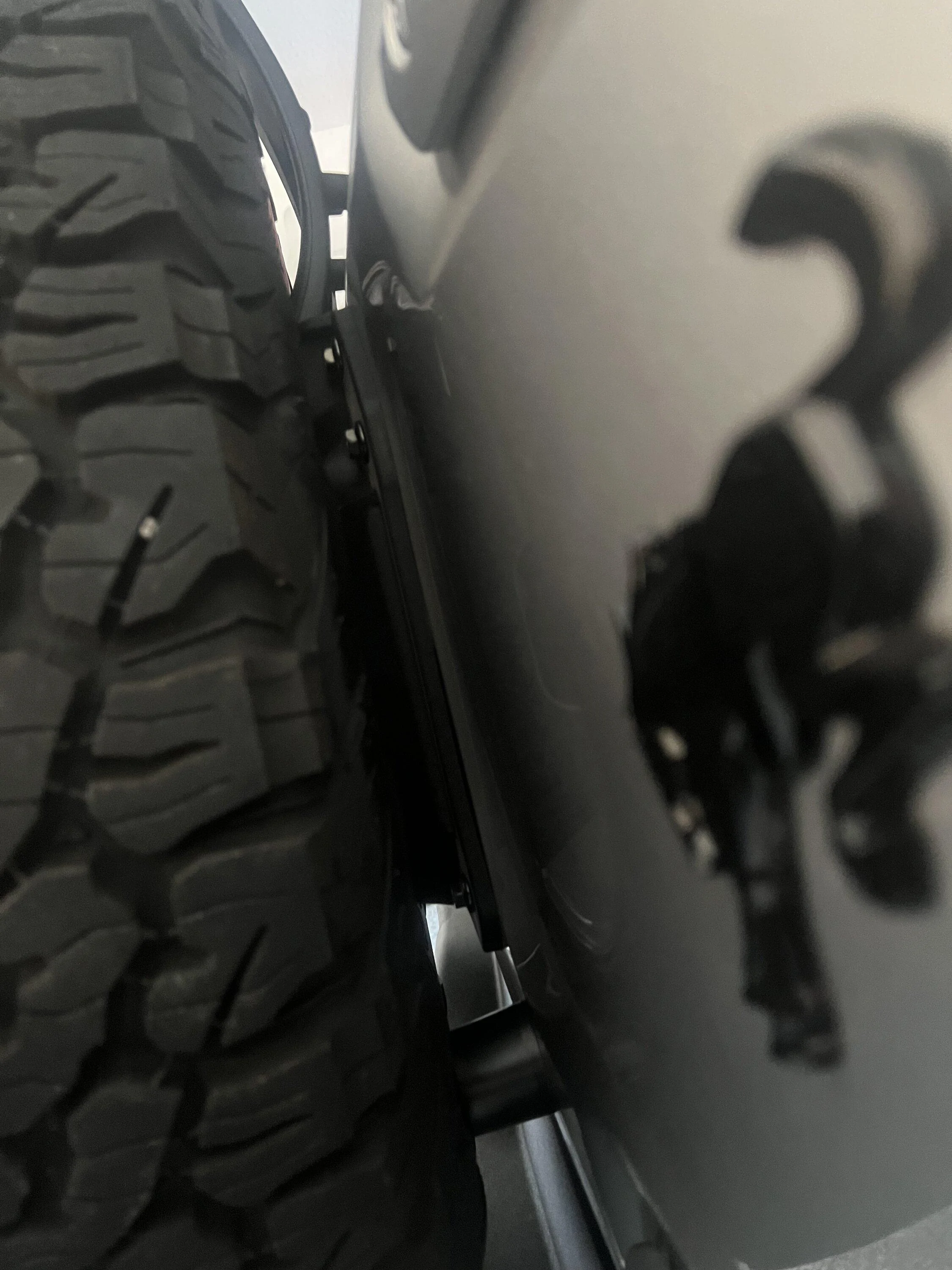 Ford Bronco Spare tire rubber bumpers IMG_6946