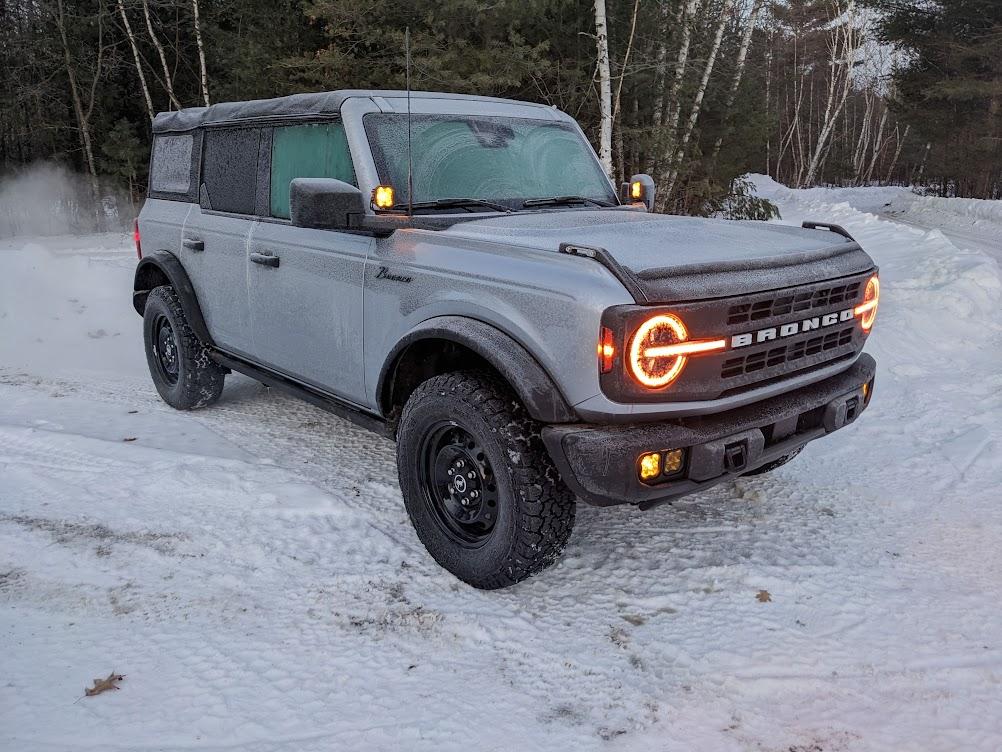 Ford Bronco 2022 Black Diamond - Build log Morimotos installed
