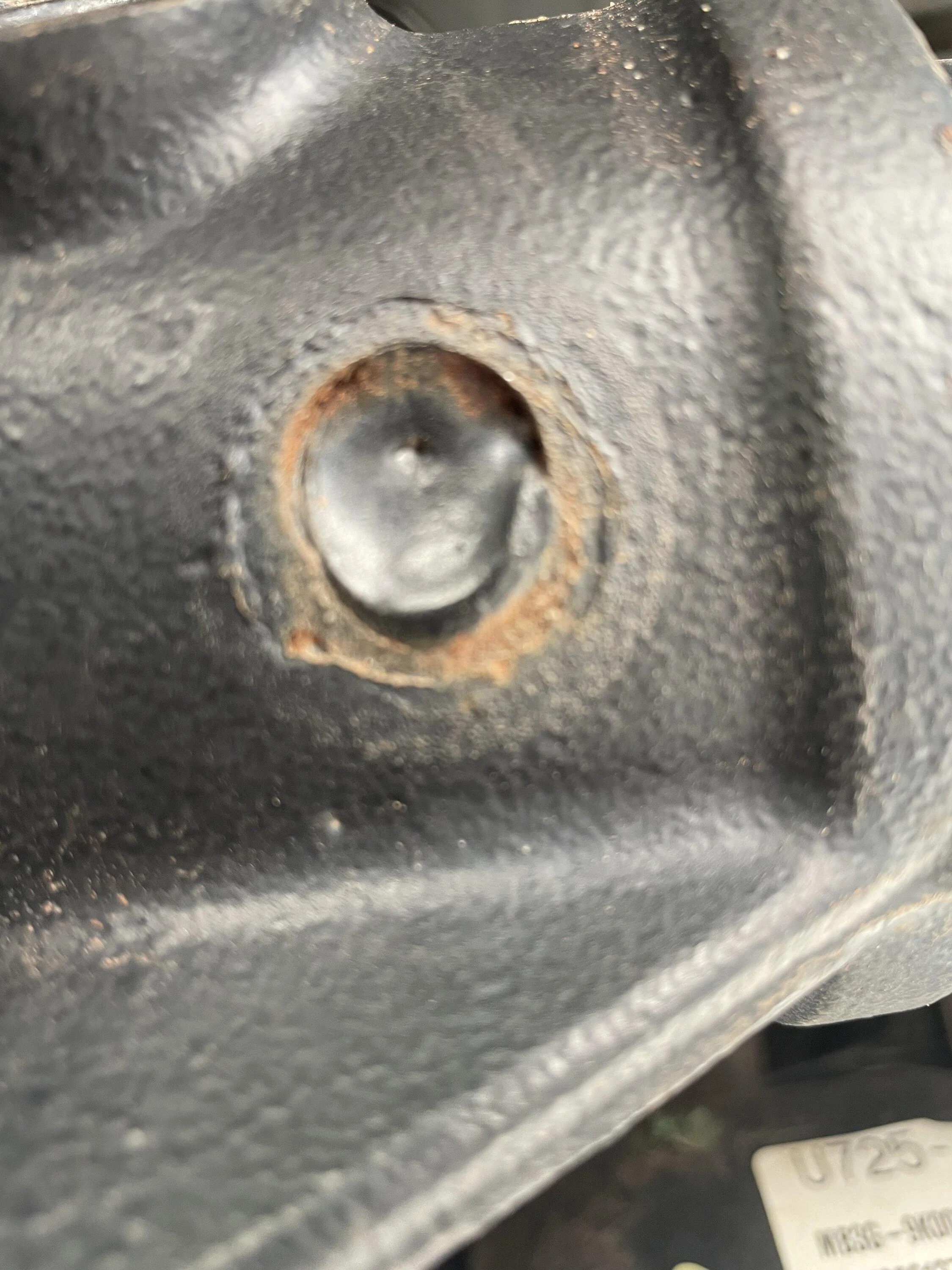 Ford Bronco Plug welds stock suspension IMG_1472