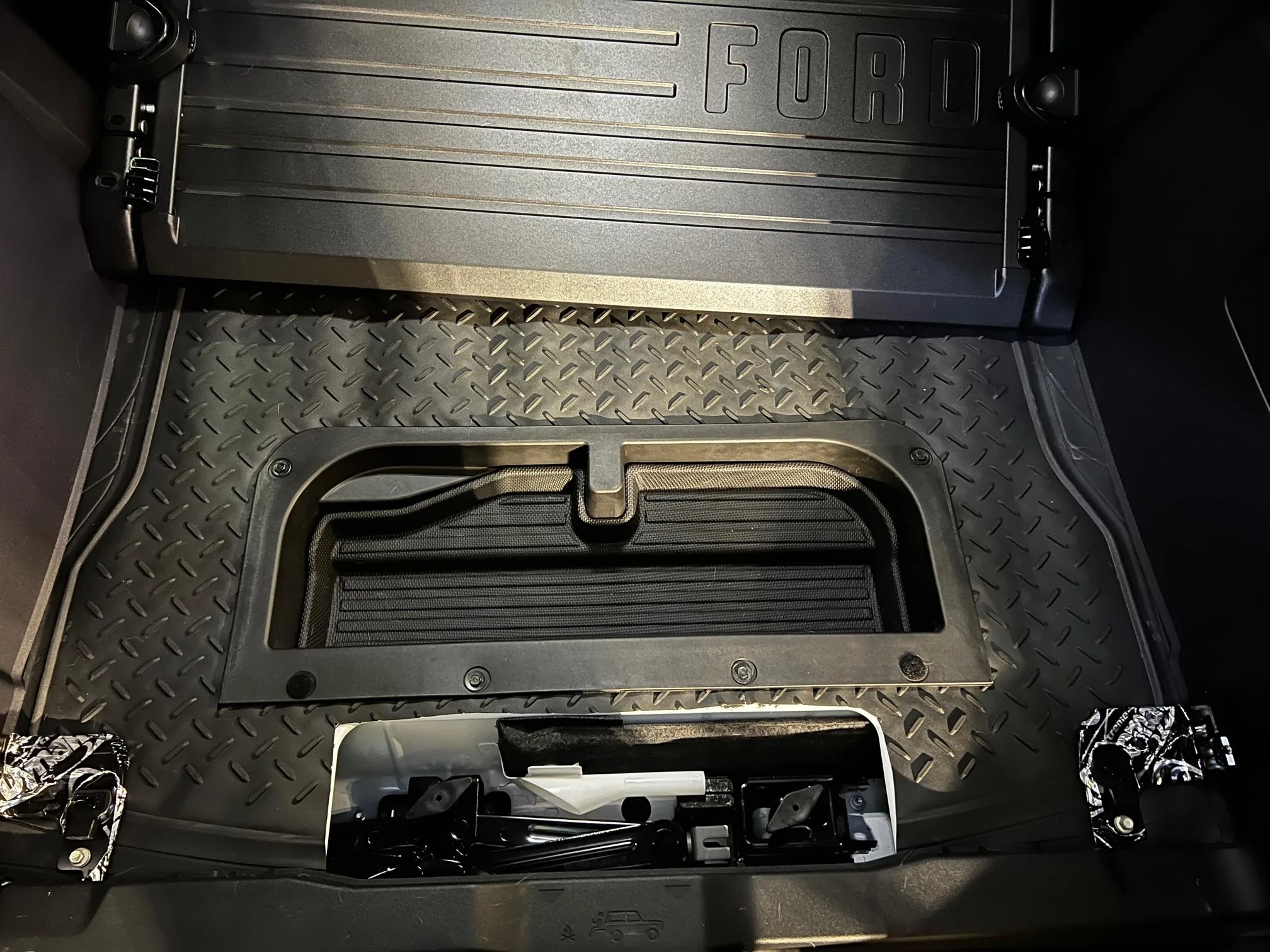 Ford Bronco Wildtrak with Vinyl Floor and Drain Plugs installed! Finally! IMG_9703