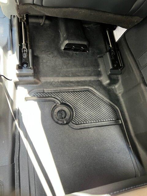 Ford Bronco Wildtrak with Vinyl Floor and Drain Plugs installed! Finally! IMG_9368 (1)