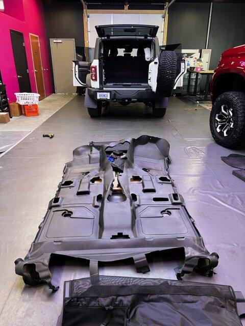 Ford Bronco Wildtrak with Vinyl Floor and Drain Plugs installed! Finally! IMG_9331