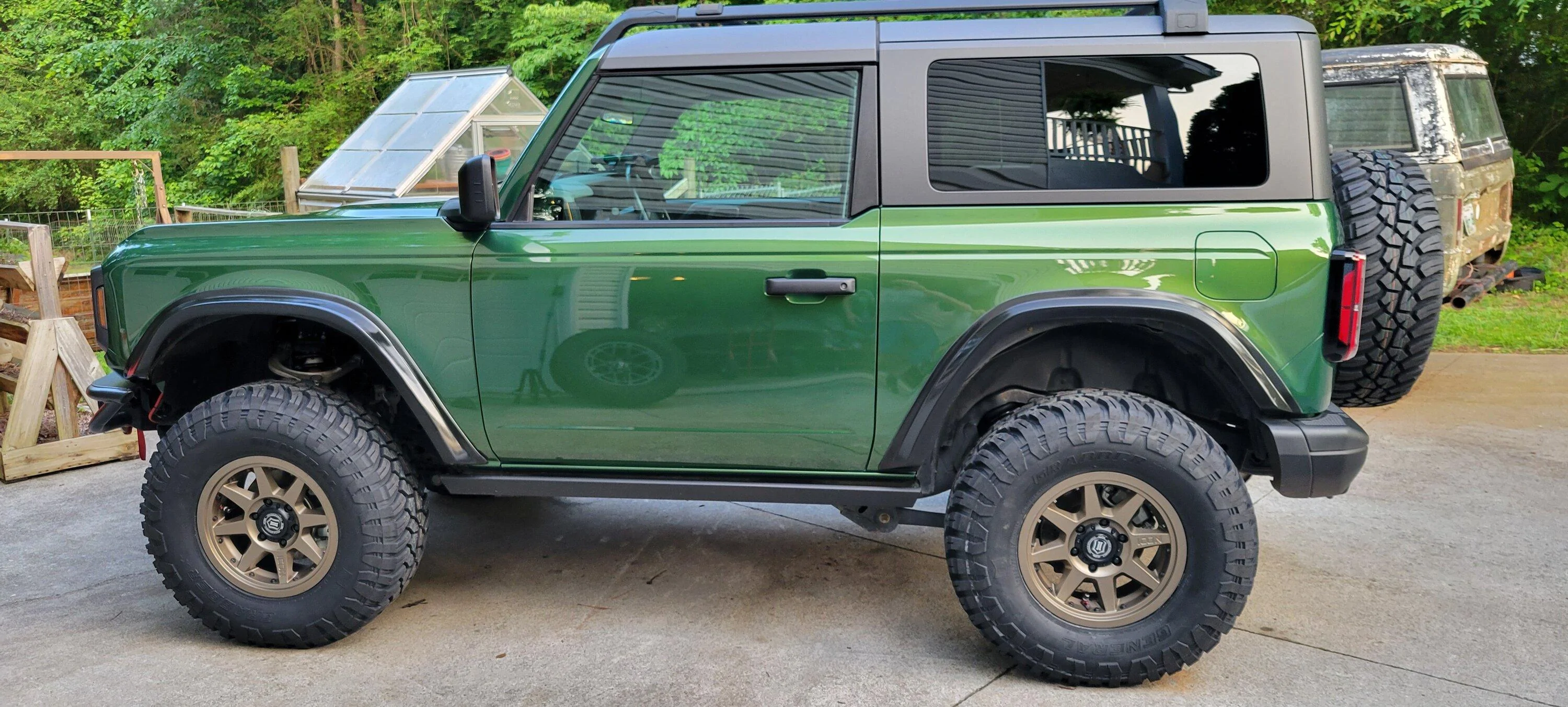 Ford Bronco Bronco Team 2 door. 20230525_195503