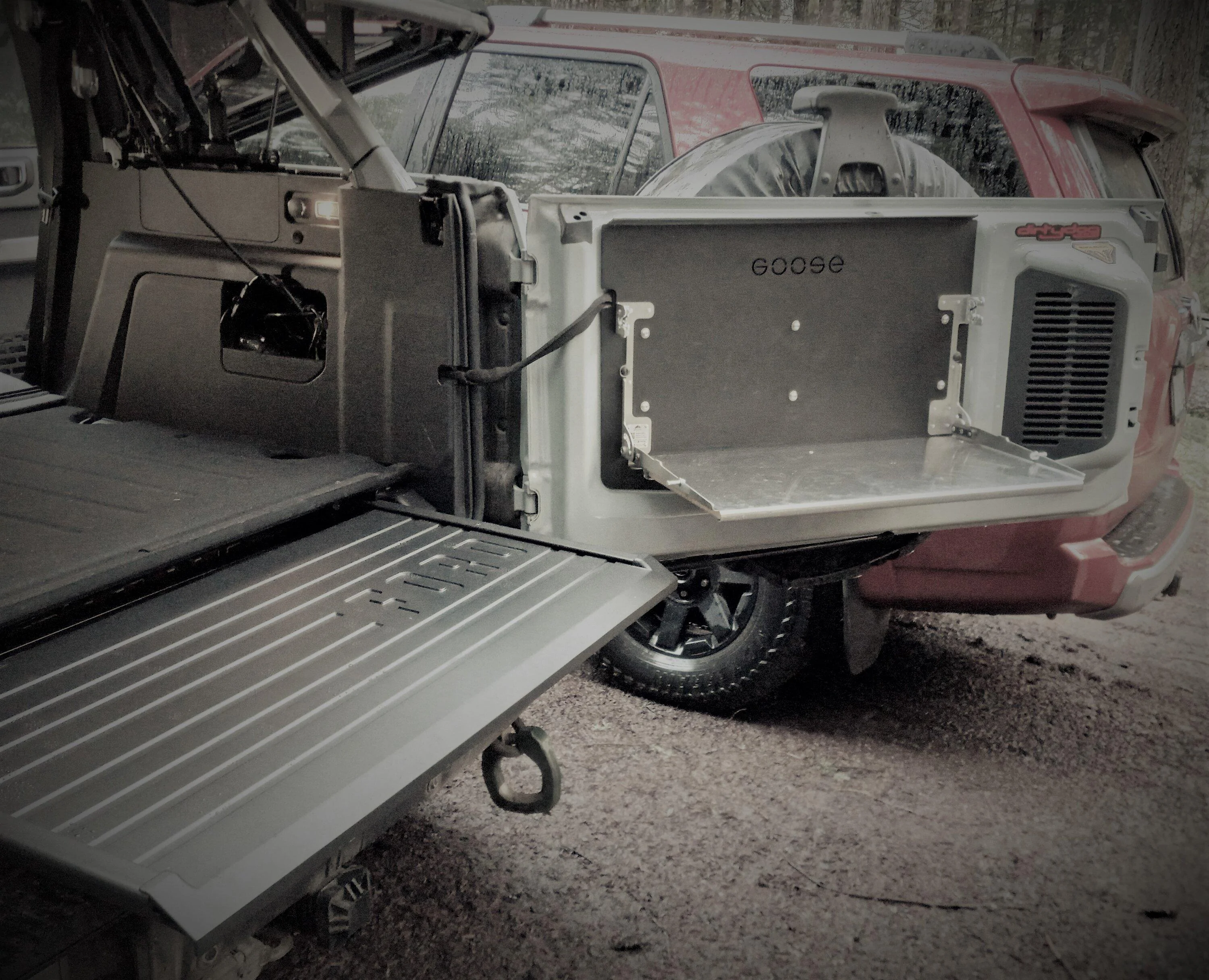 Ford Bronco What's the best tailgate table? forum.20230313_182920.7