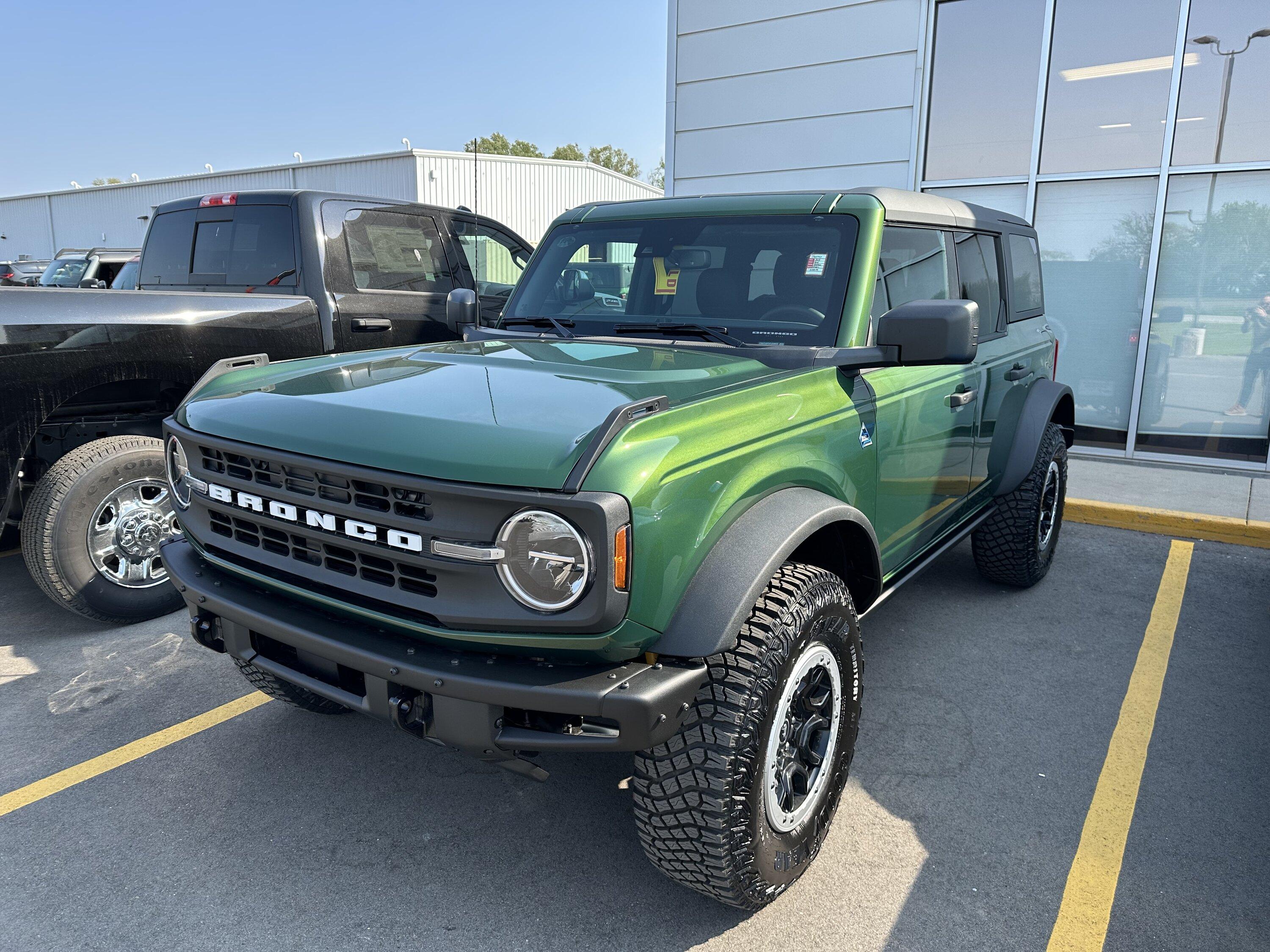 Ford Bronco CALLING ALL GRANGTOBER ORDER PLACERS IMG_4133