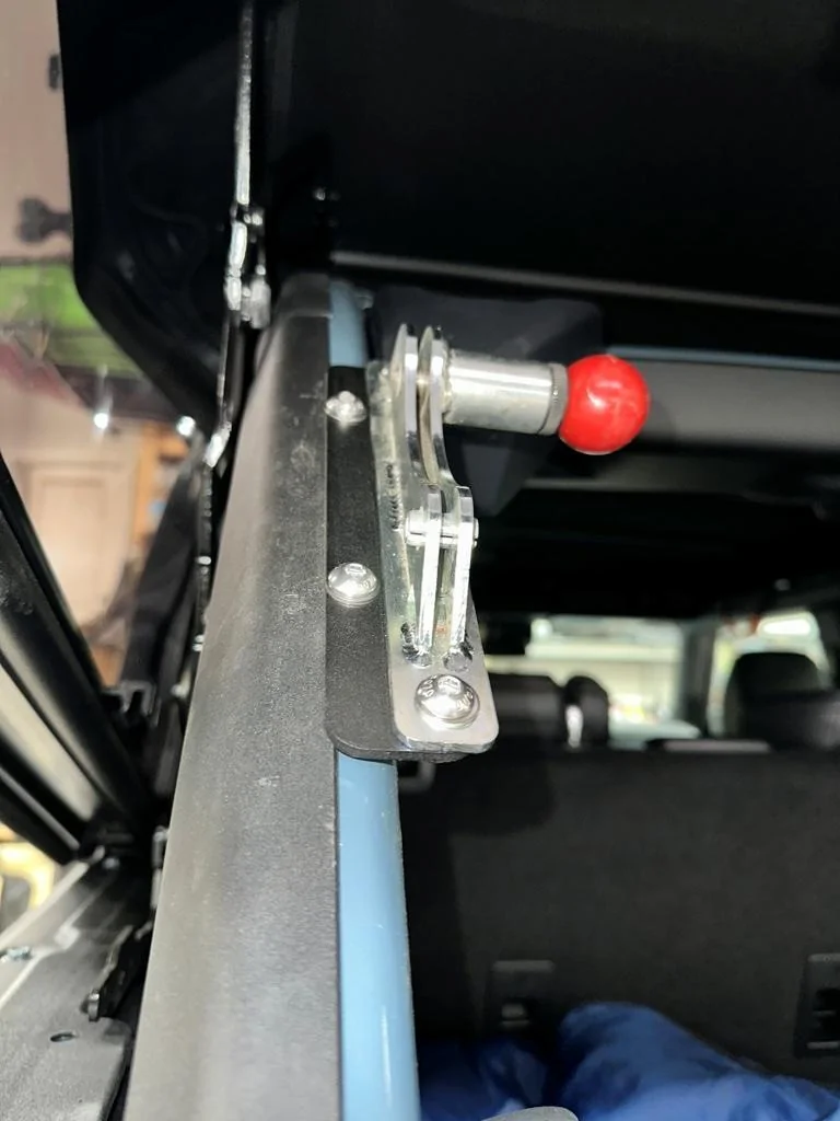 Ford Bronco 4-door rear roll bar fire extinguisher solution? tsZ0LmE