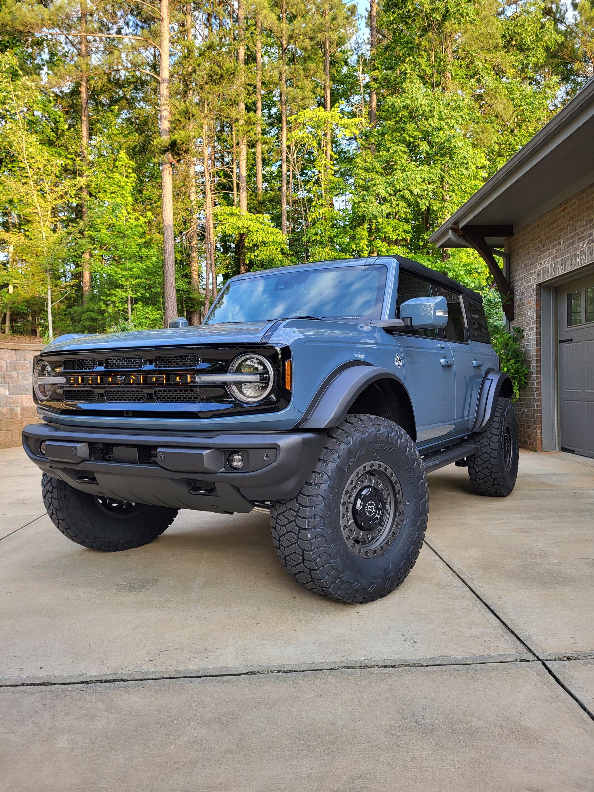Ford Bronco 'Jolene'-My Wife's '23 on 37's 20230524_070341
