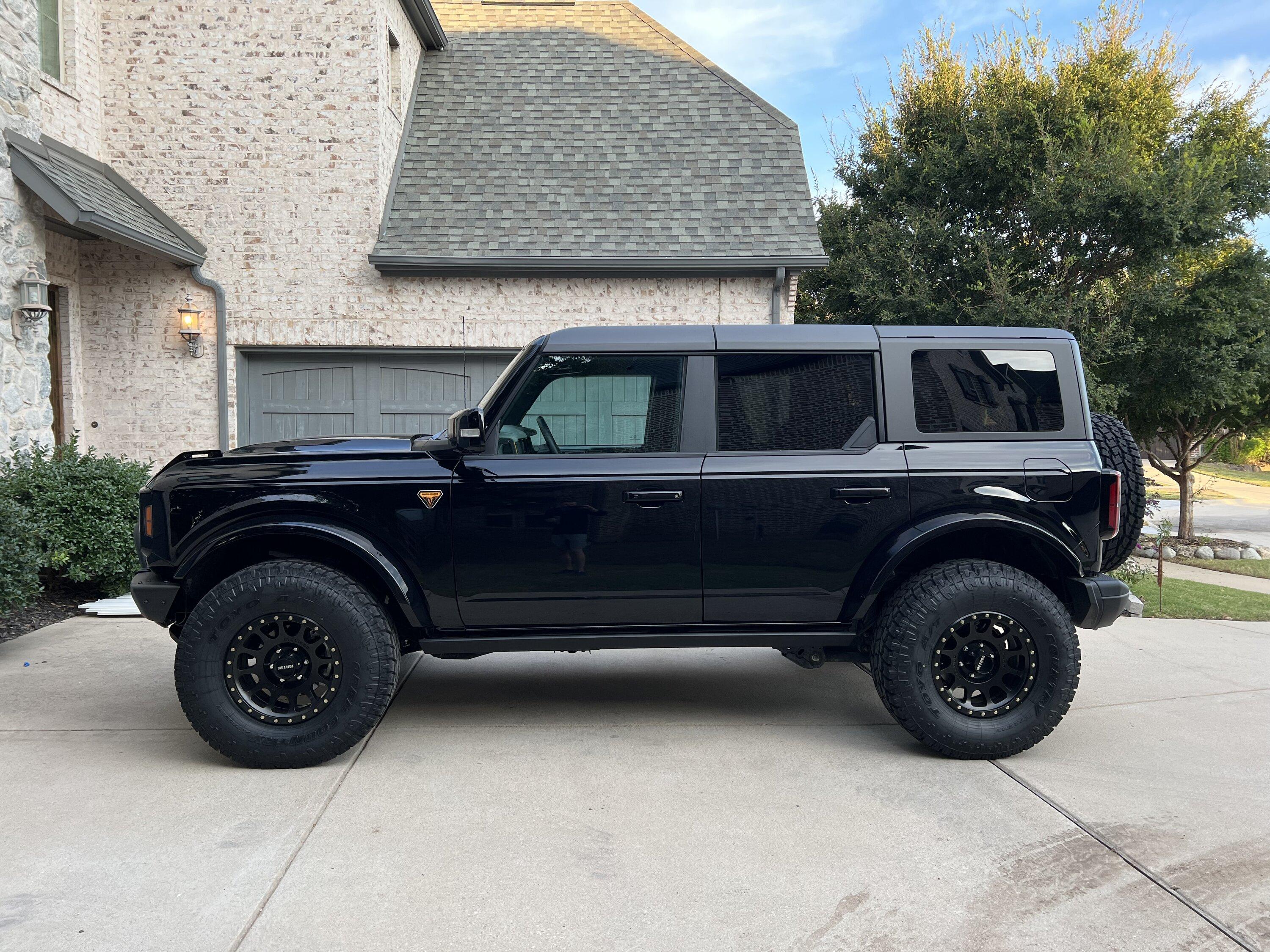 Ford Bronco Show us your installed wheel / tire upgrades here! (Pics) IMG_1175