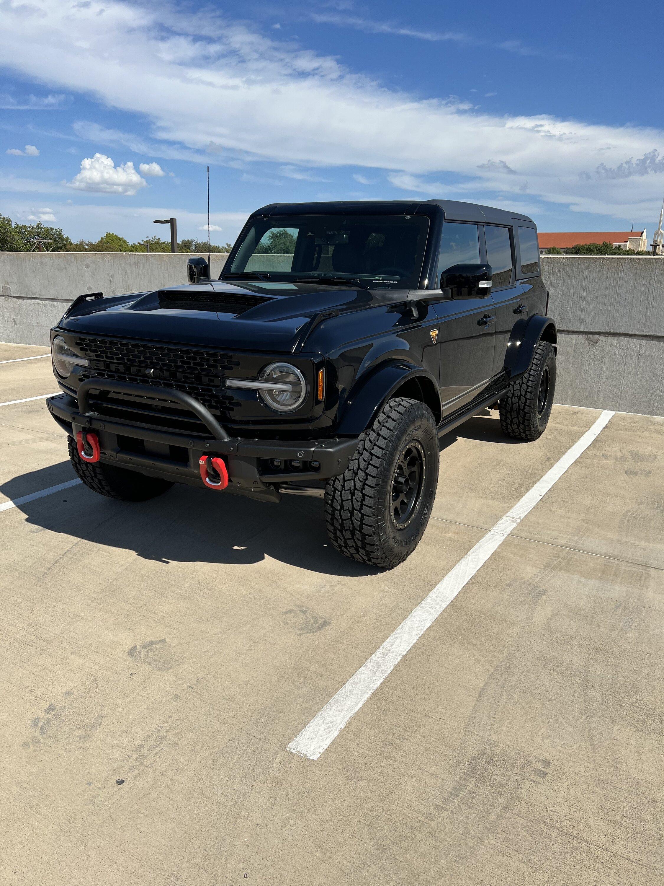 Ford Bronco Show us your installed wheel / tire upgrades here! (Pics) IMG_1185