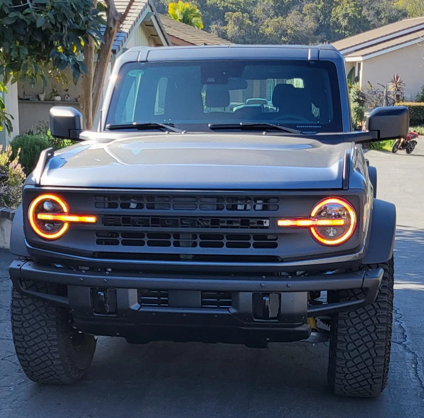Ford Bronco CARBONIZED GRAY Bronco Club 20230220_093406