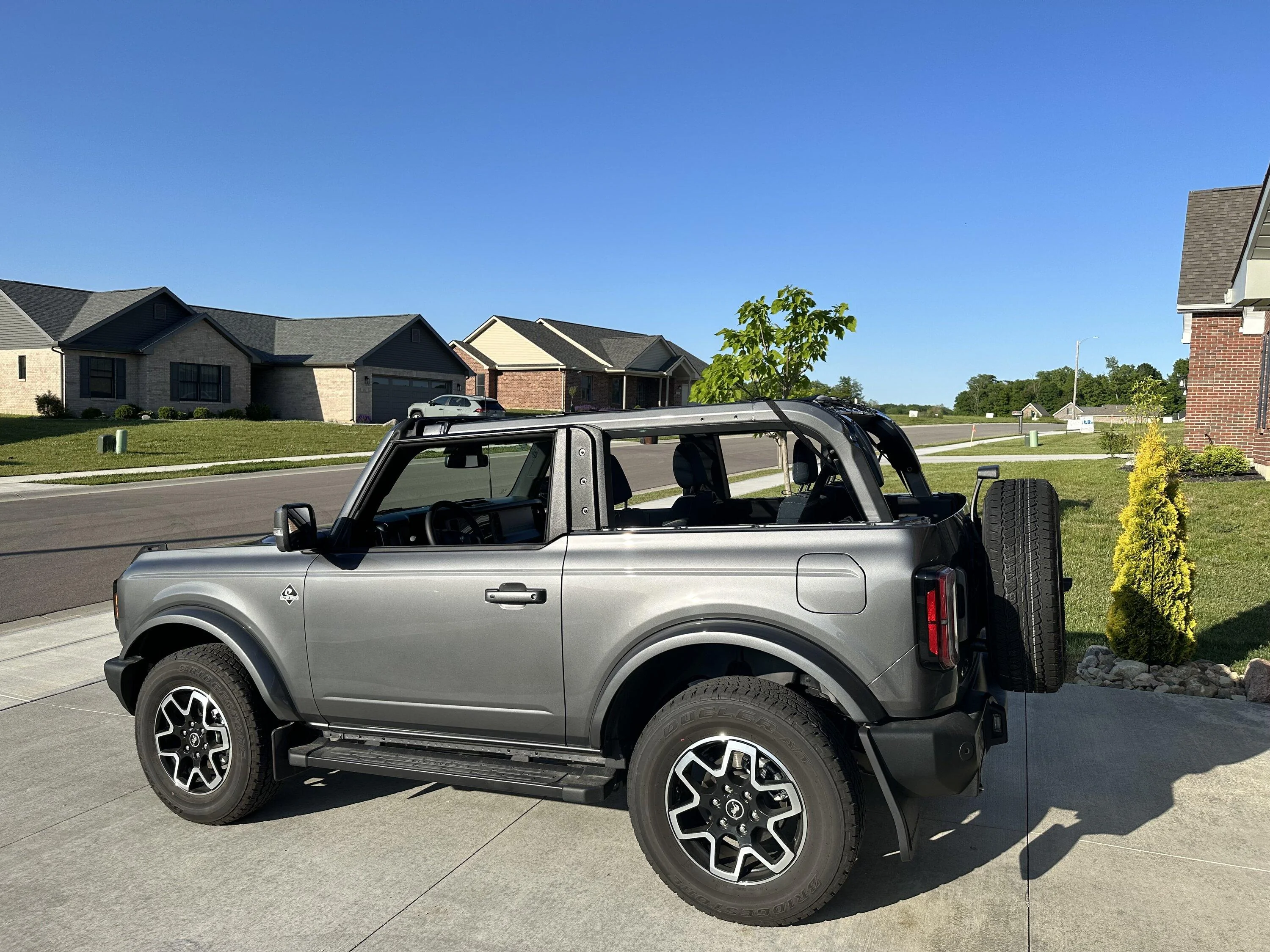 Ford Bronco CARBONIZED GRAY Bronco Club IMG_8760