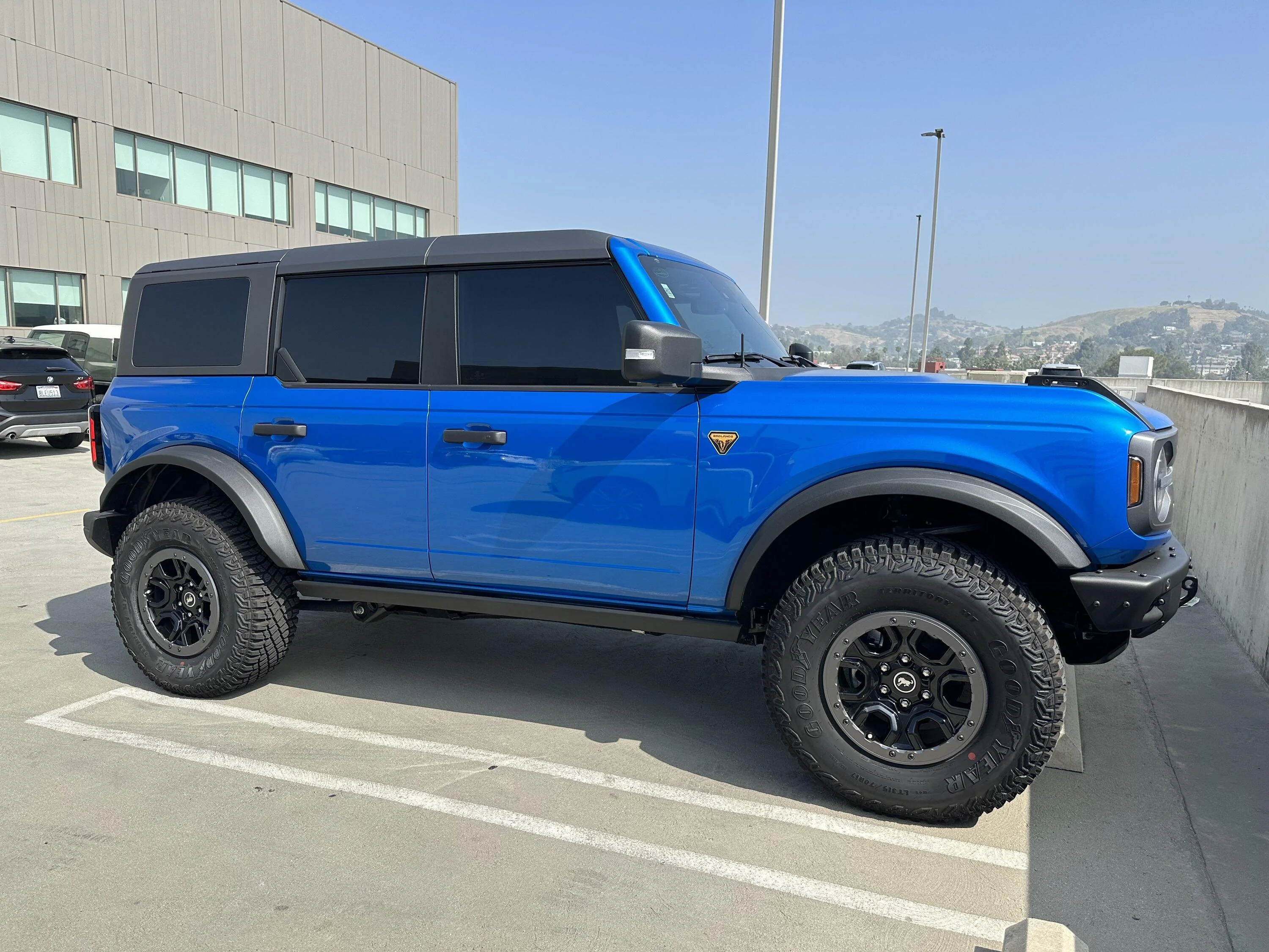 Ford Bronco What is the Best color wheels for a Velocity Blue Wildtrak.. post your pics IMG_7777