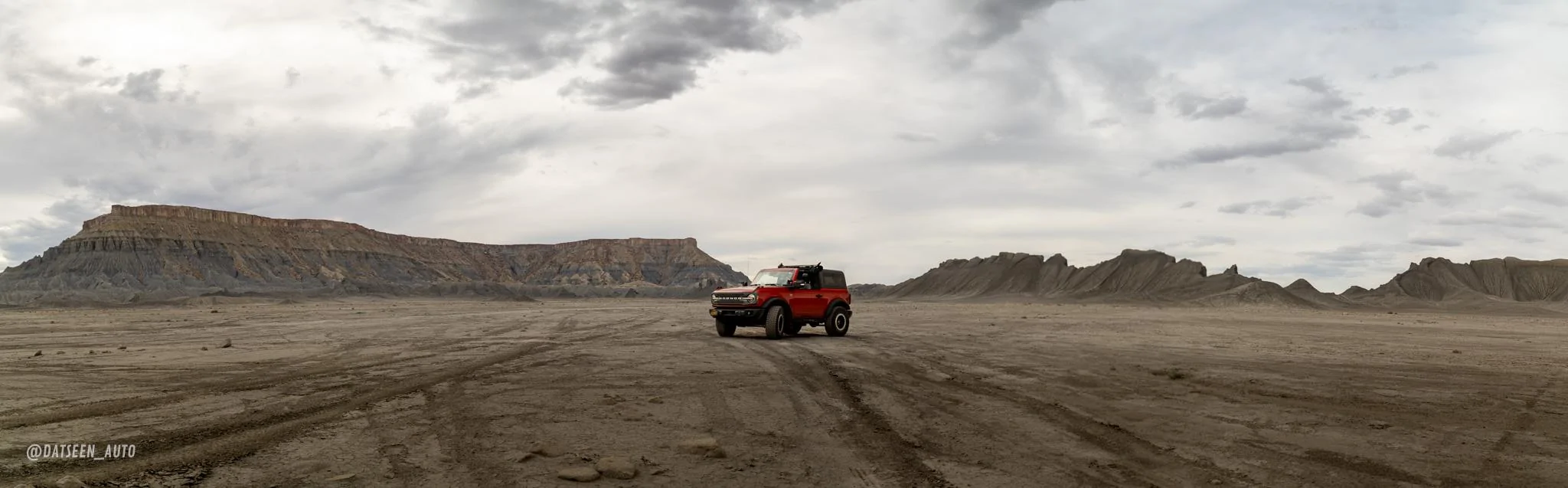 Ford Bronco Red Bandit goes to Moab DSC06824-Pano