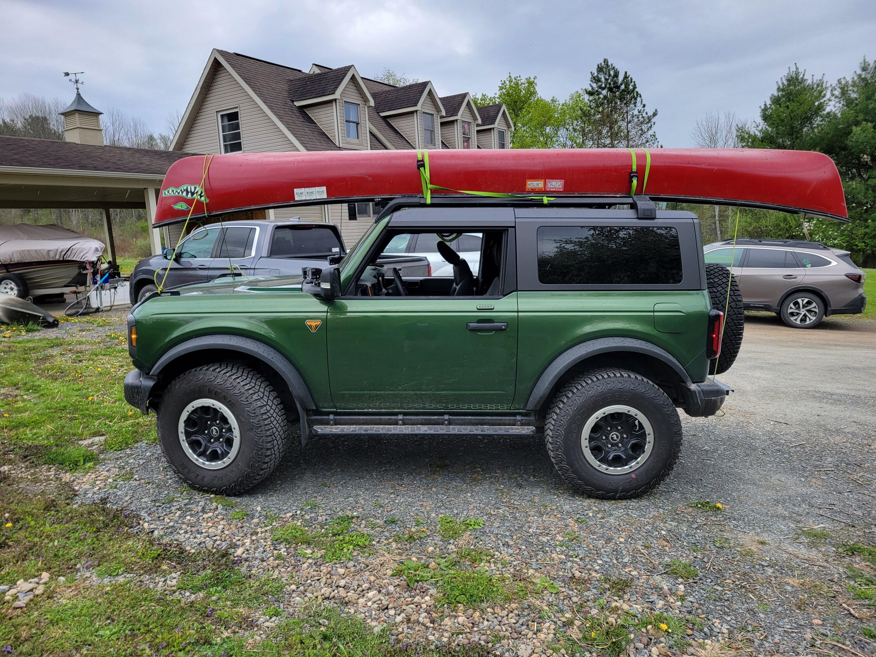 Ford Bronco Aluminium car topper. Yakima Rack Mounted Canoe Carrier & Yakima HD Crossbar Kit installed 20230507_144647[1]