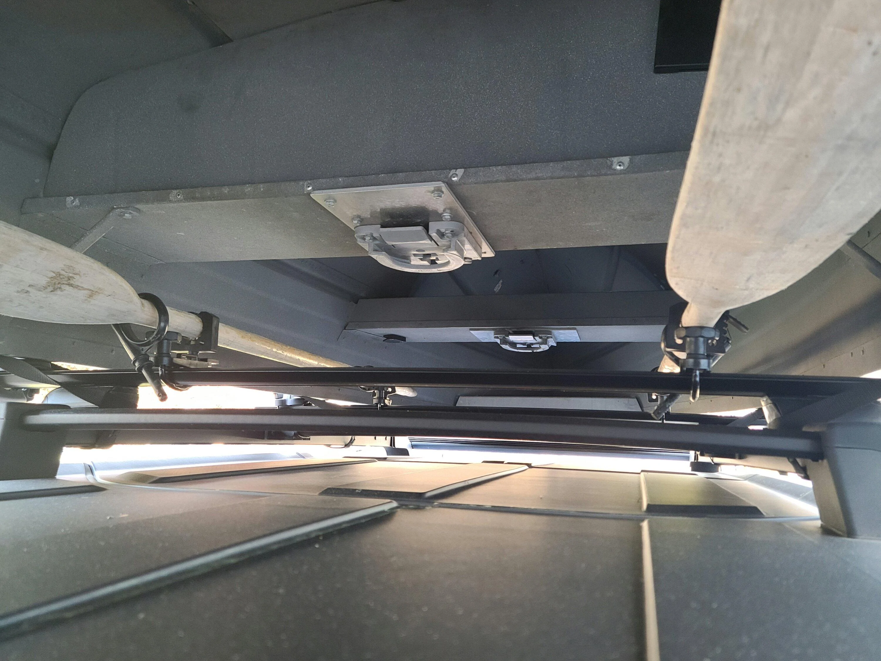 Ford Bronco Aluminium car topper. Yakima Rack Mounted Canoe Carrier & Yakima HD Crossbar Kit installed 20230530_191959