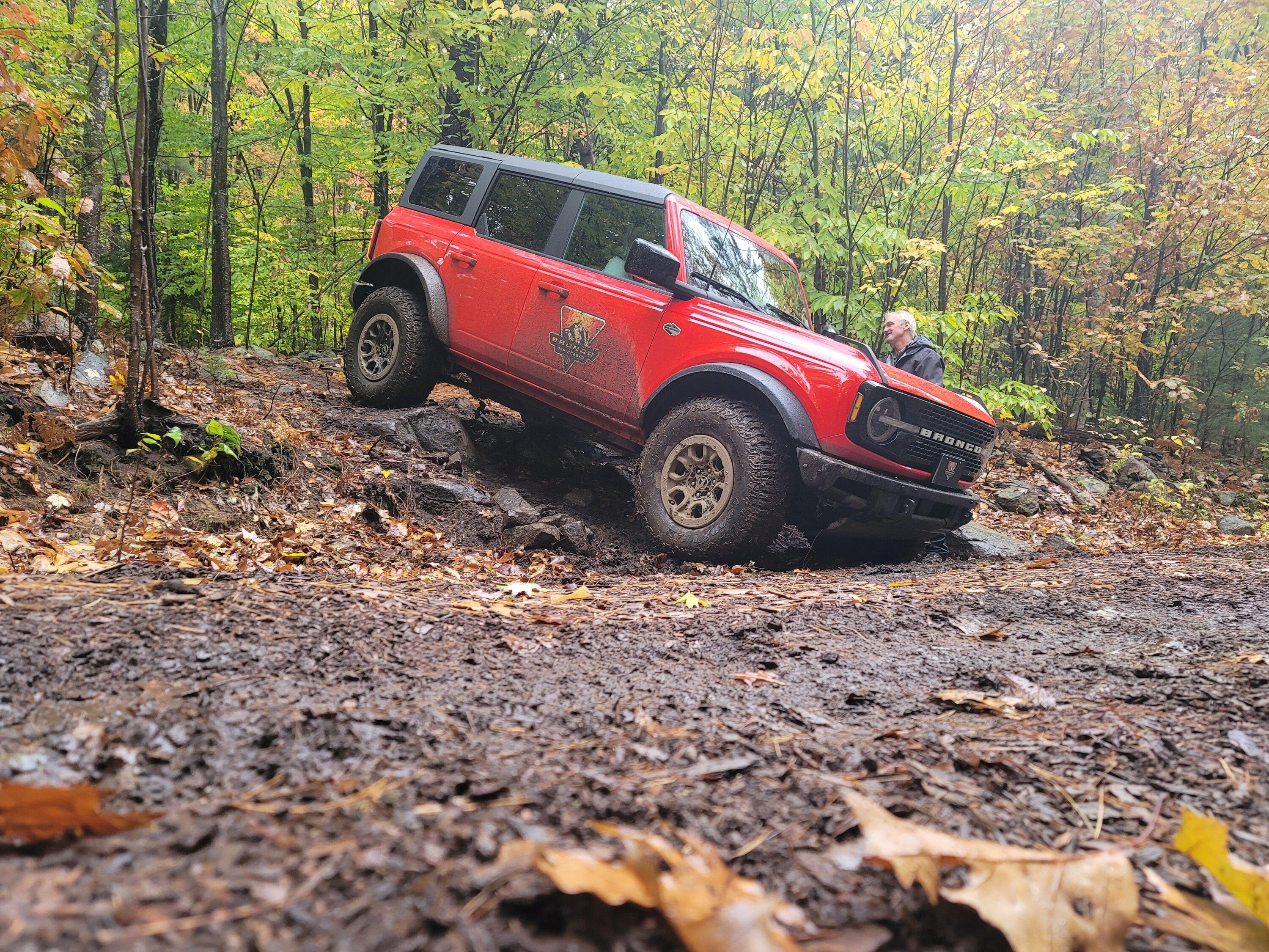 Ford Bronco Off-Roadeo NH 20211026_143700