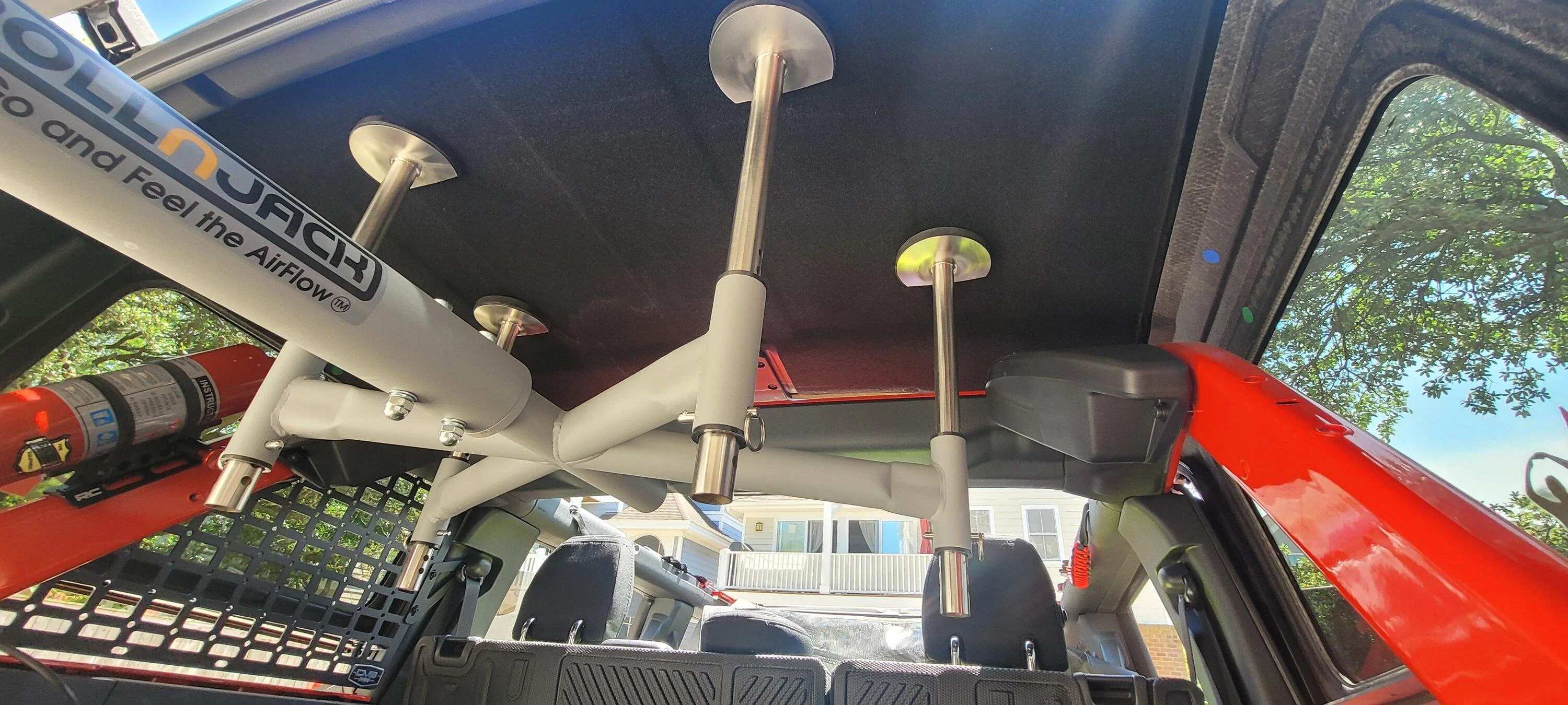 Ford Bronco TopLift Pro vs. RollnJack 20230429_135617