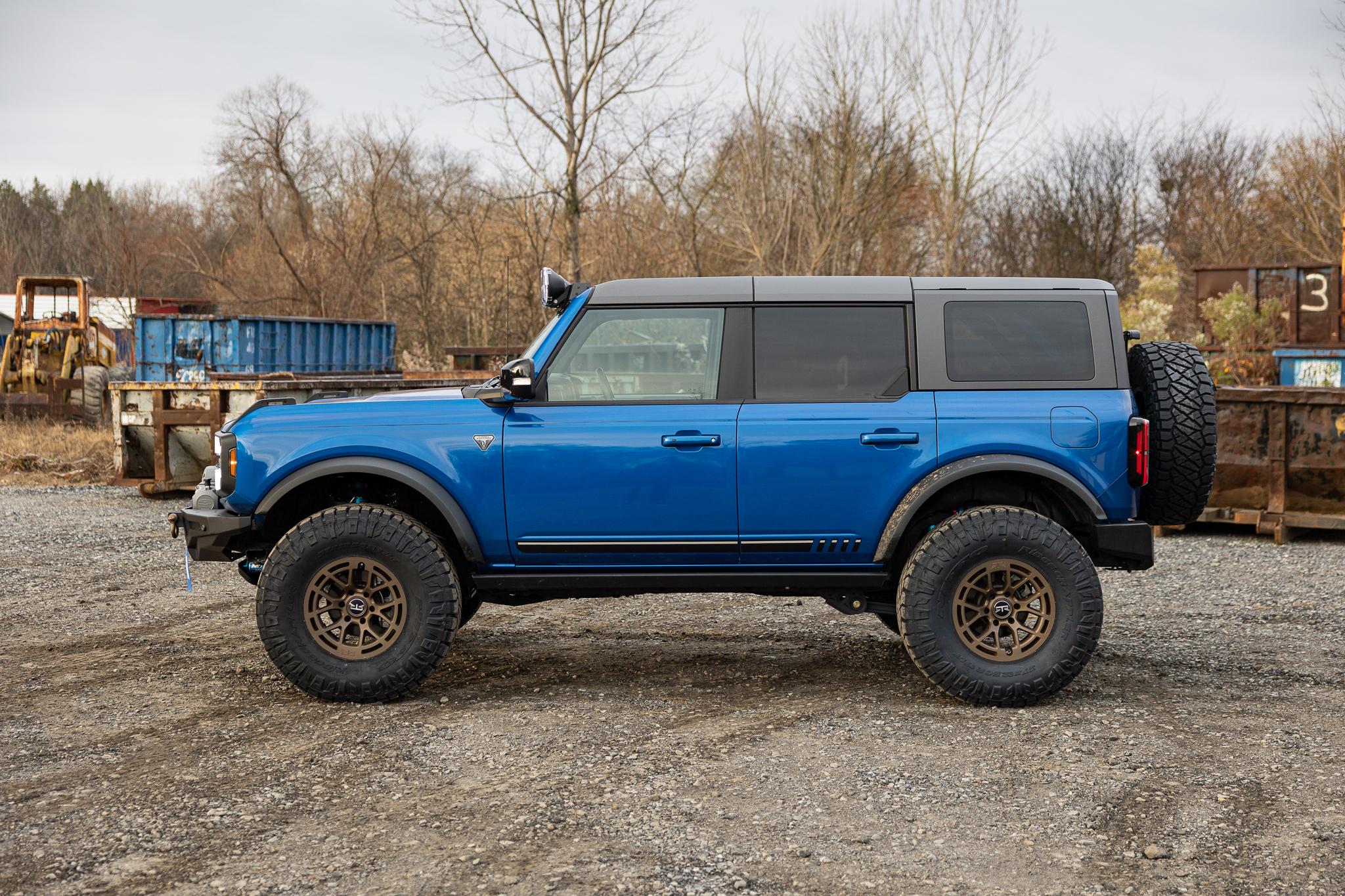 Ford Bronco What is the Best color wheels for a Velocity Blue Wildtrak.. post your pics IMG_8735